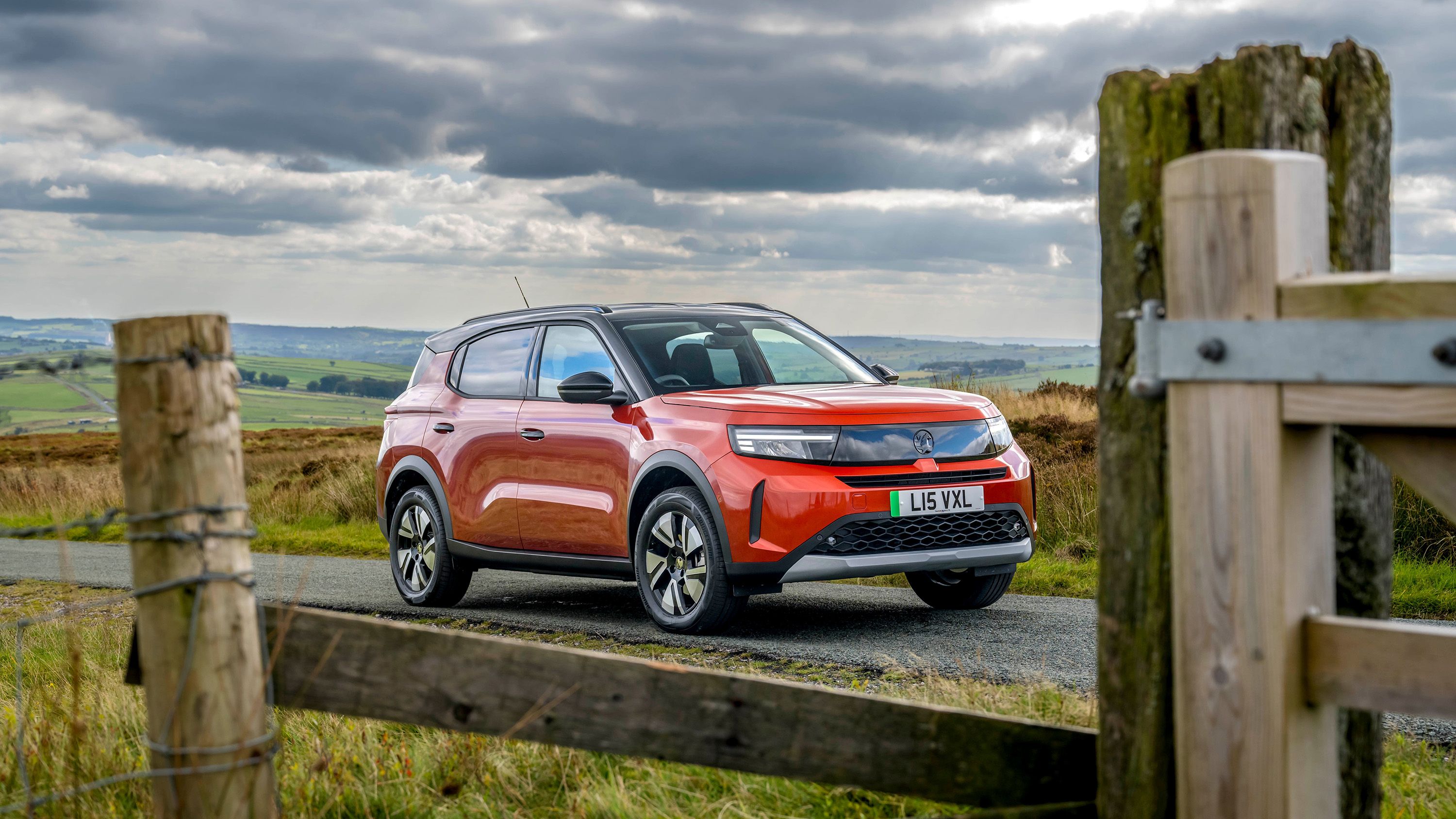 Vauxhall Frontera Electric orange 