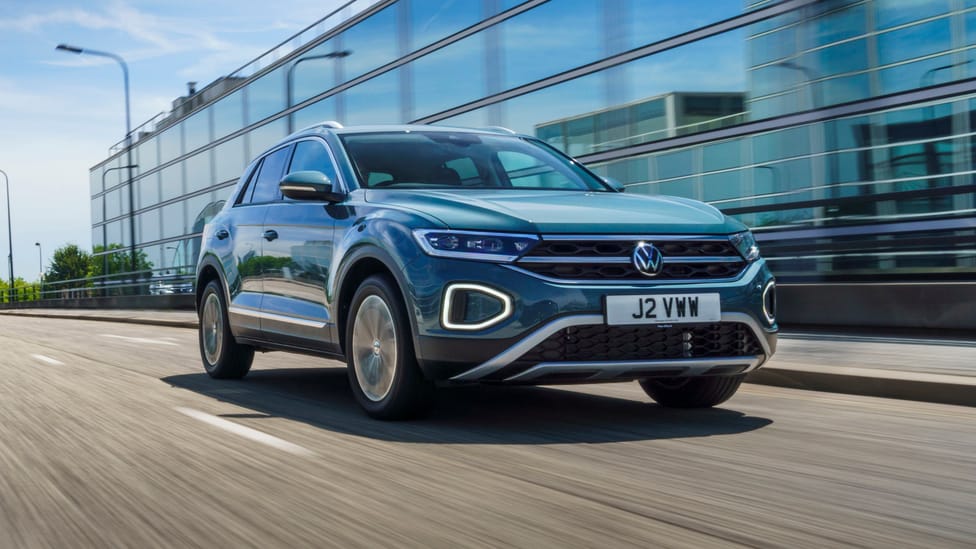 Volkswagen T-Roc (2017-2025) Driving, Engines & Performance | Top Gear