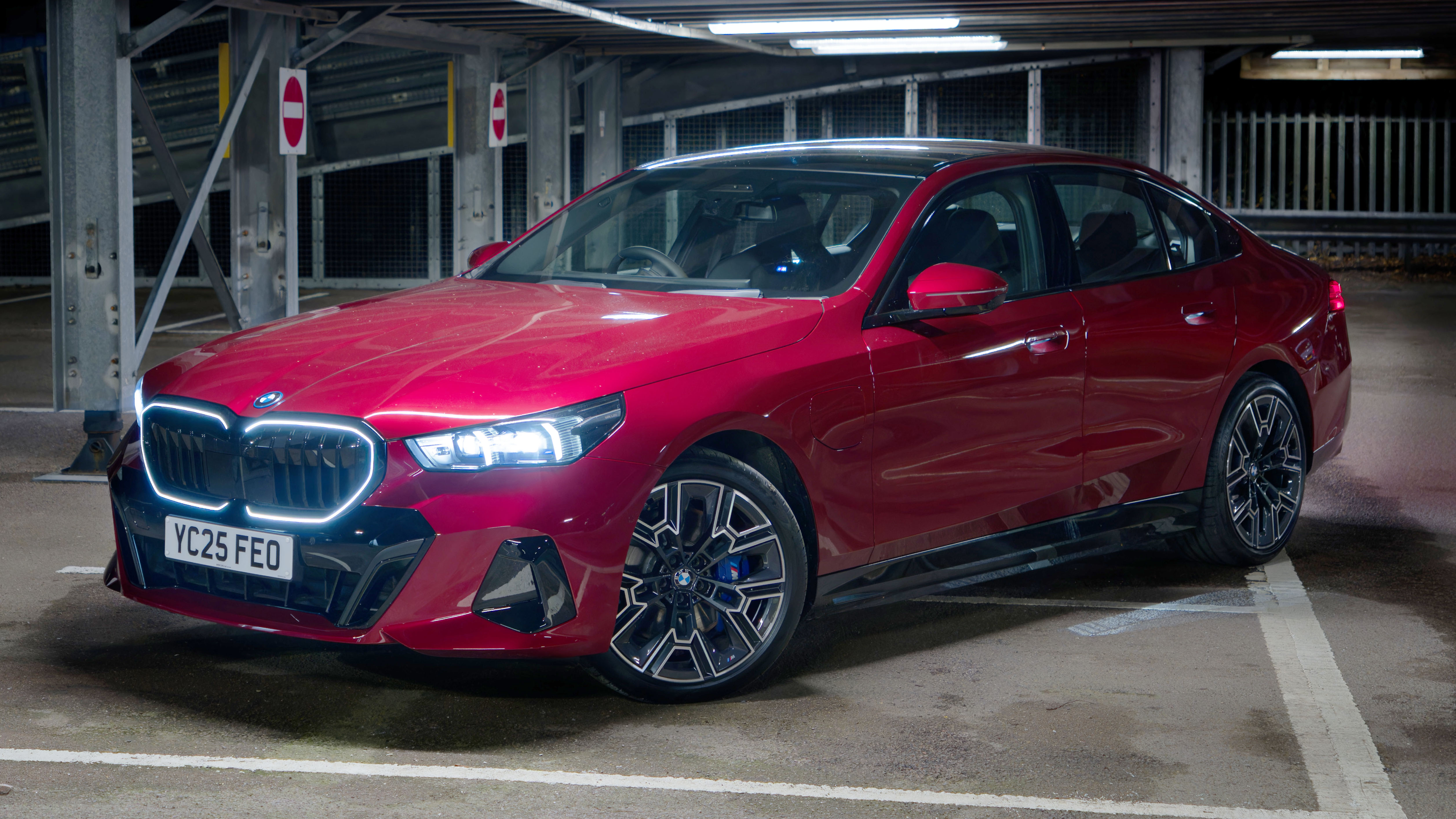 BMW 550e xDrive M Sport Pro 