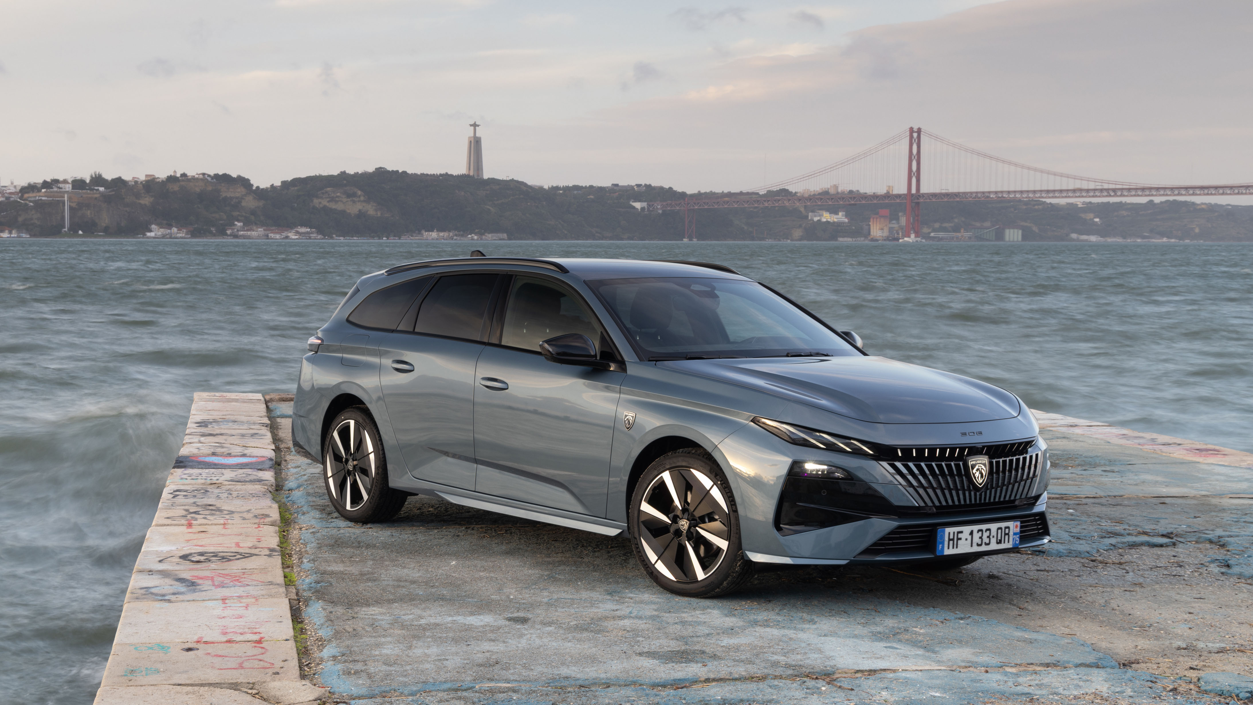 2025 Peugeot E-308 SW review Top Gear