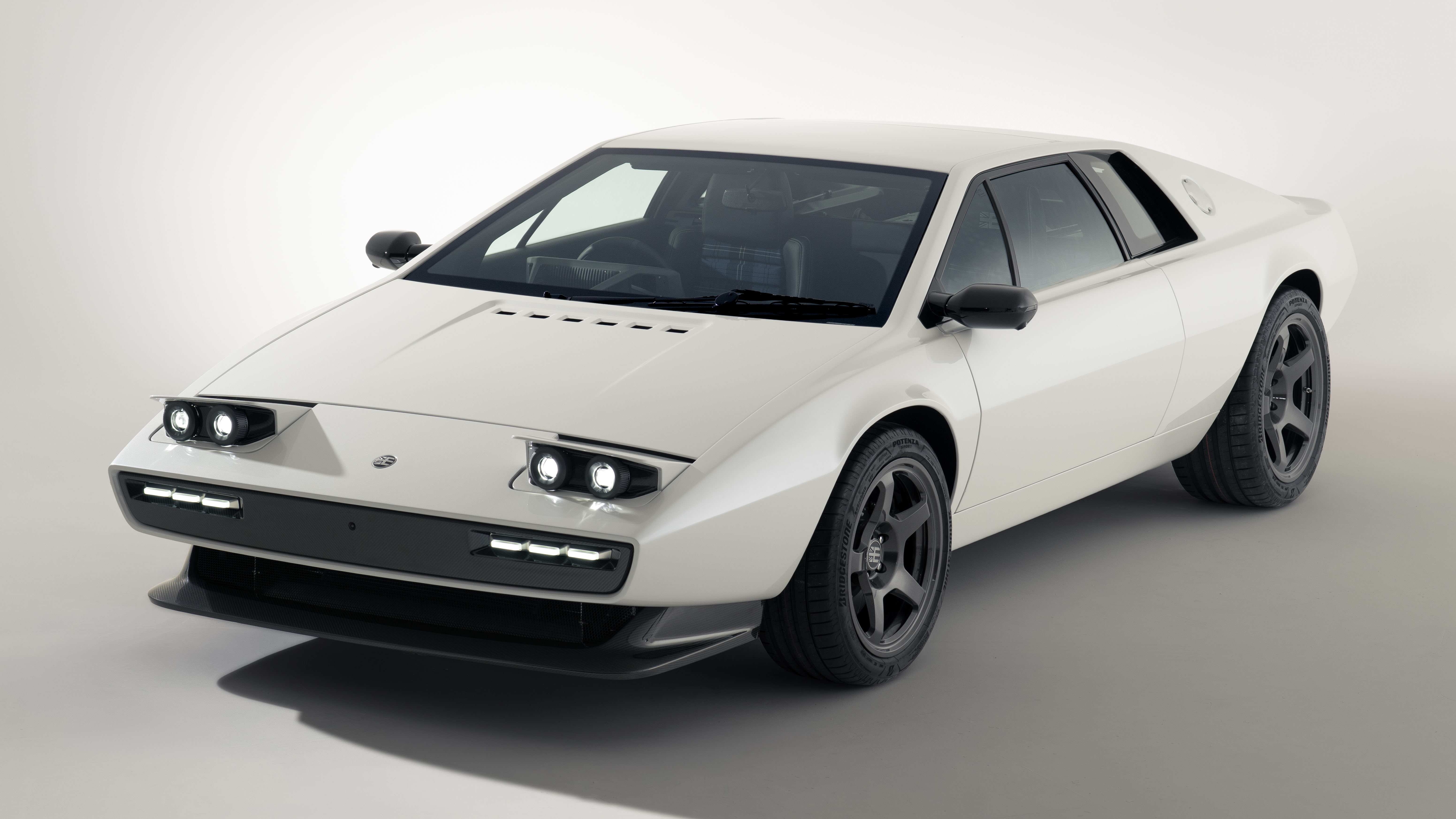 Encor Series I Lotus Esprit V8 revealed