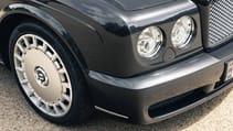 Bentley Brooklands Coupe exterior front