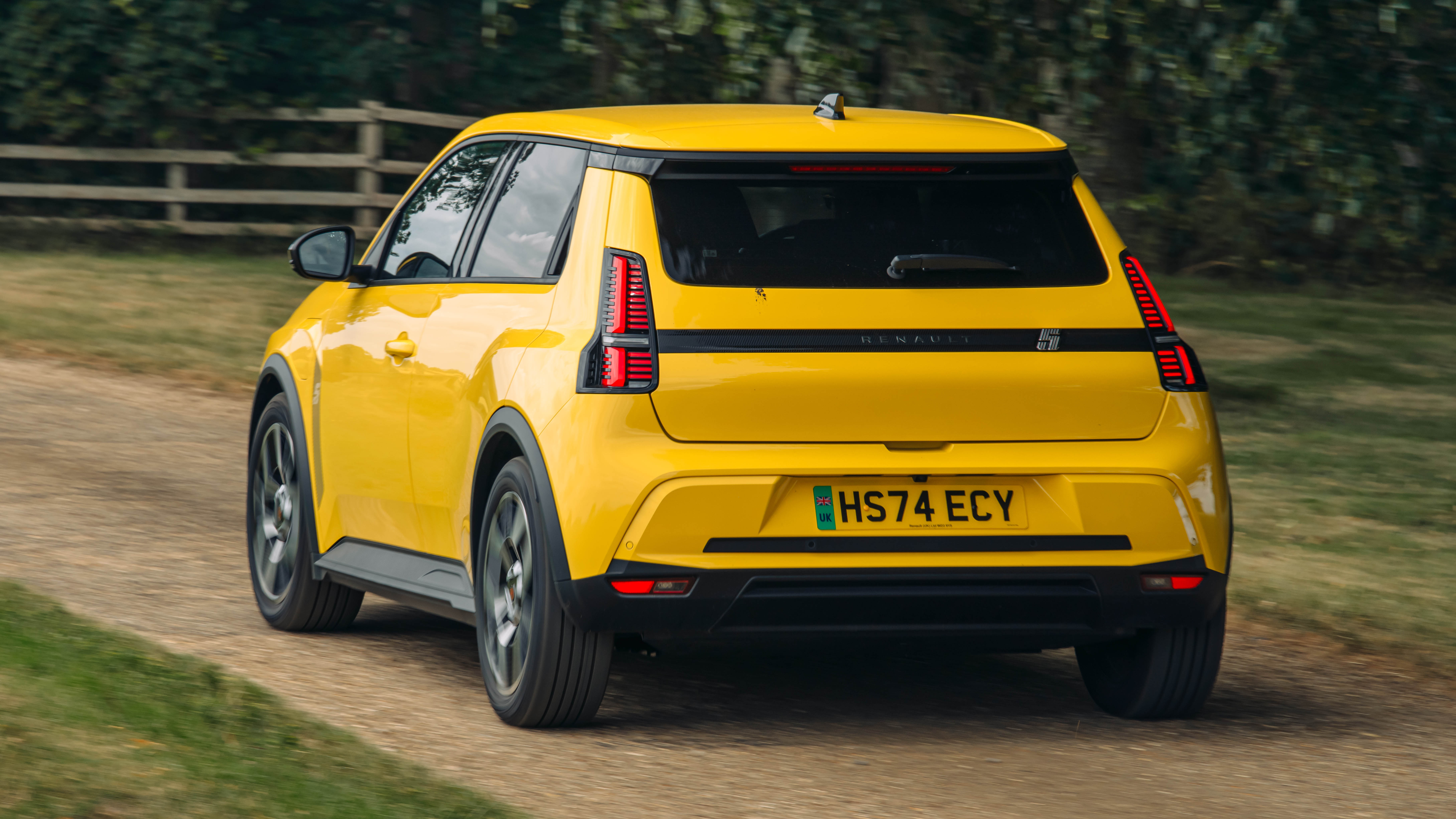 Renault 5 Top Gear review