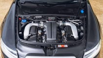 Audi RS6 Avant 2008 engine