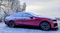 BMW 550e xDrive M Sport Pro parked outside with covering frost