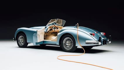 Lunaz Jaguar XK140