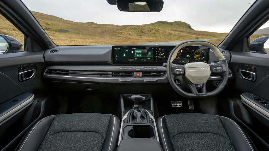 Kia K4 Interior Layout & Technology | Top Gear