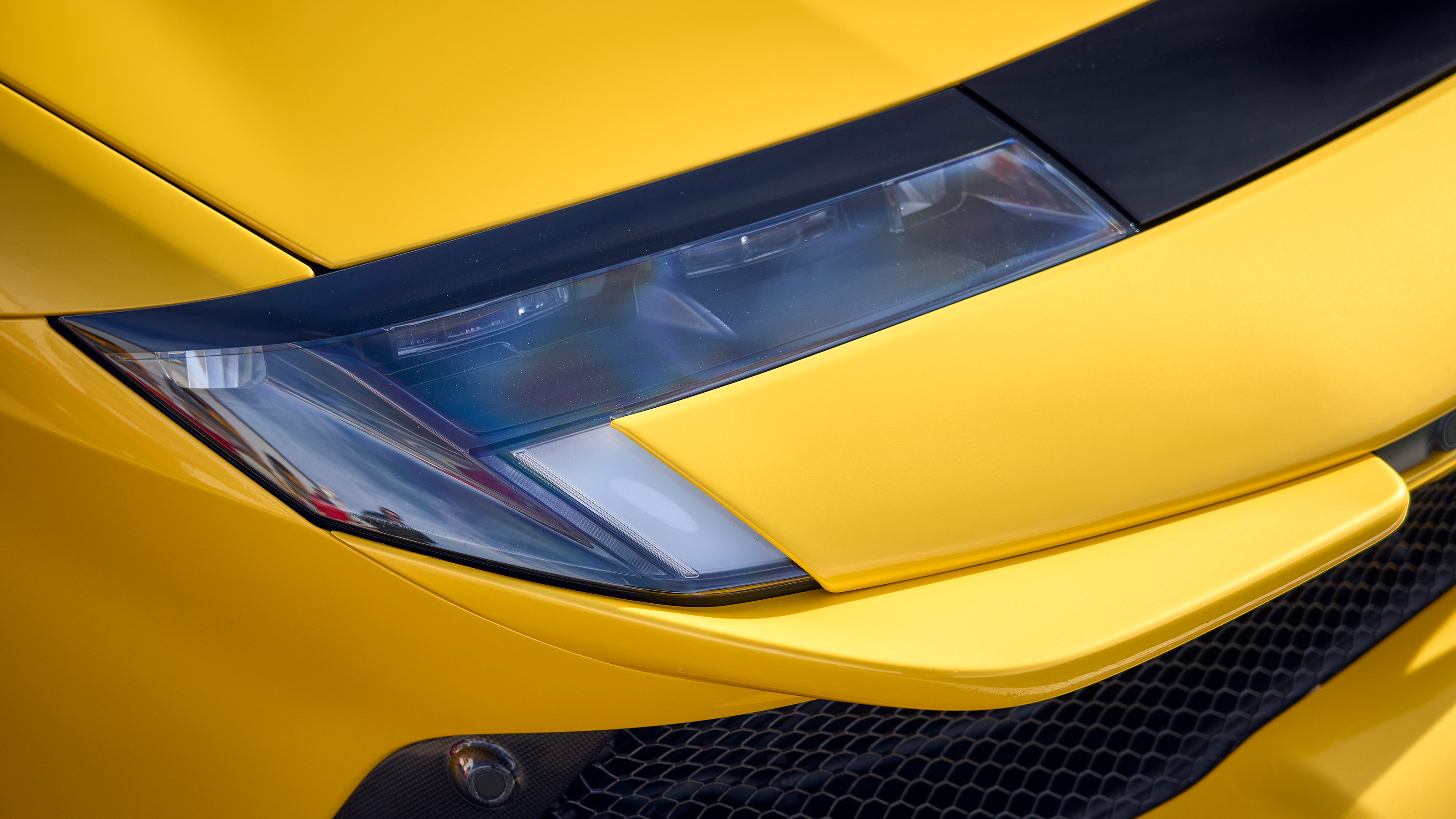 Ferrari 849 Testarossa headlight
