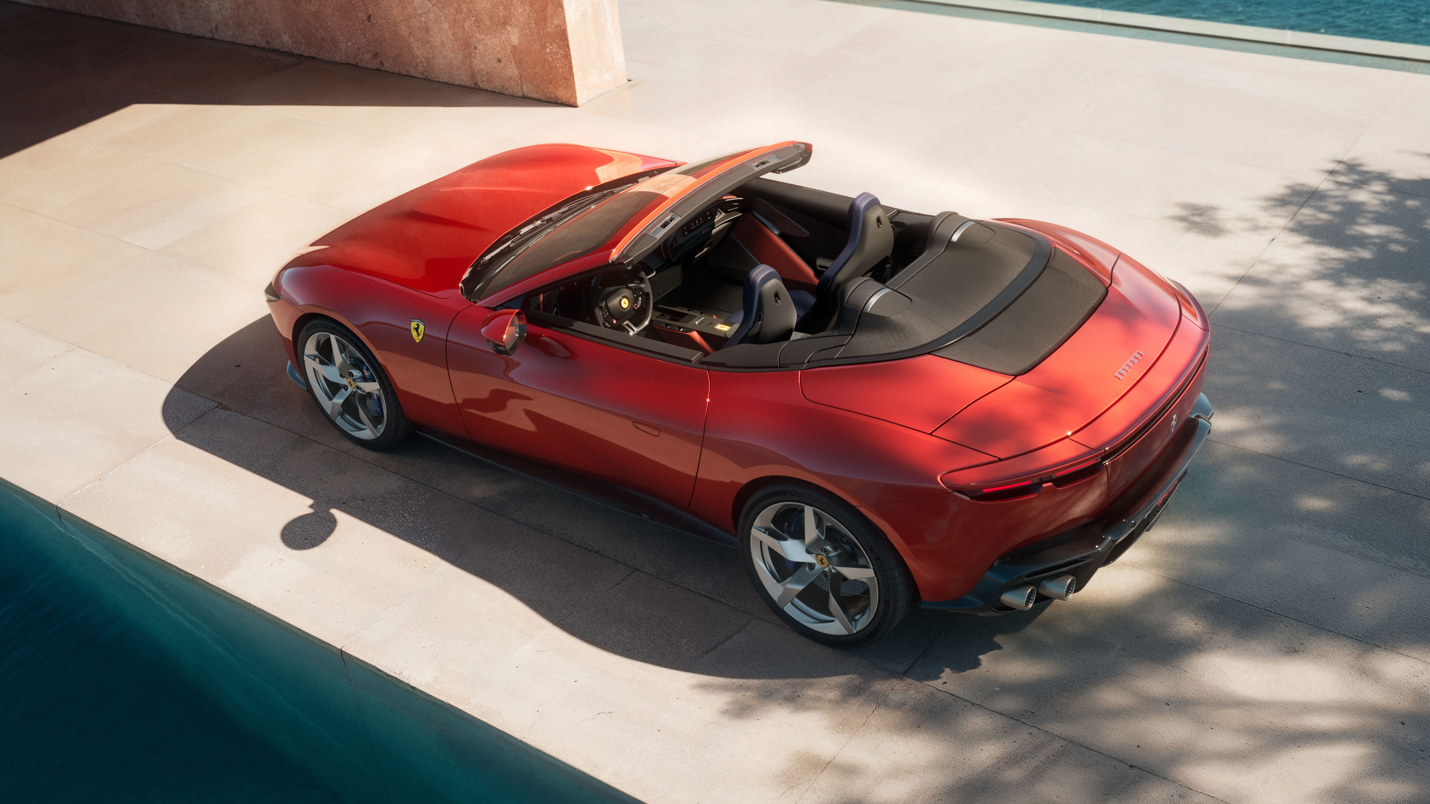 Ferrari Amalfi Spider revealed