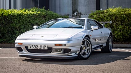 ATTAINABLE: Lotus Esprit Sport 350 