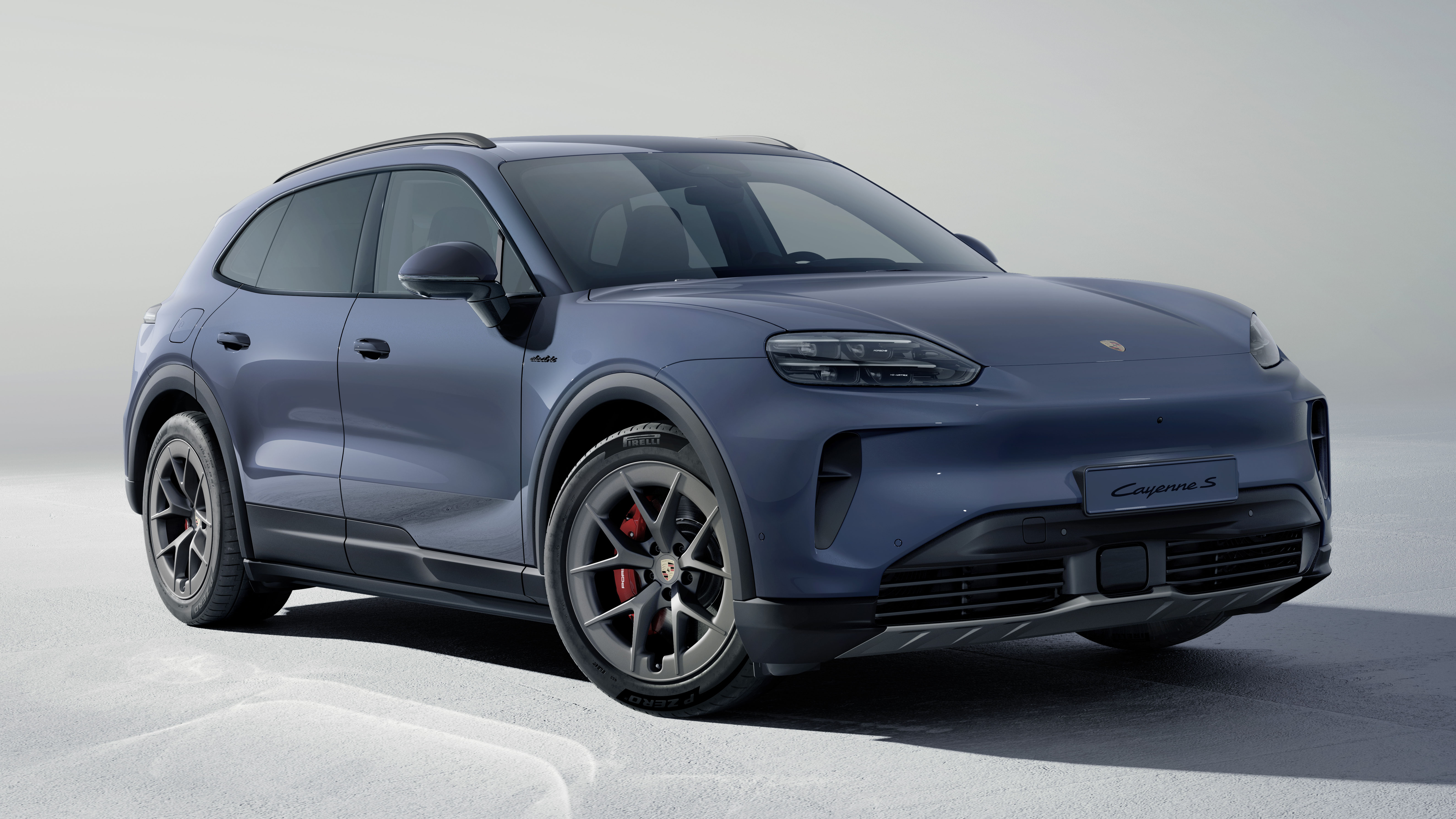 Porsche Cayenne S Electric revealed
