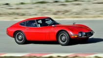 Retro review Toyota 2000GT