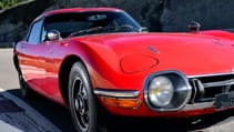 Retro review Toyota 2000GT