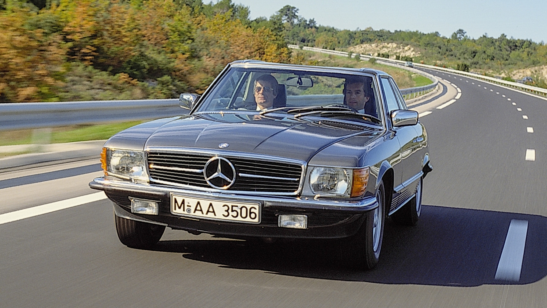 Mercedes-Benz SL (R107) review: straightforward, elegant, and brilliant ...