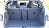 Volkswagen Golf GTE boots with seats up