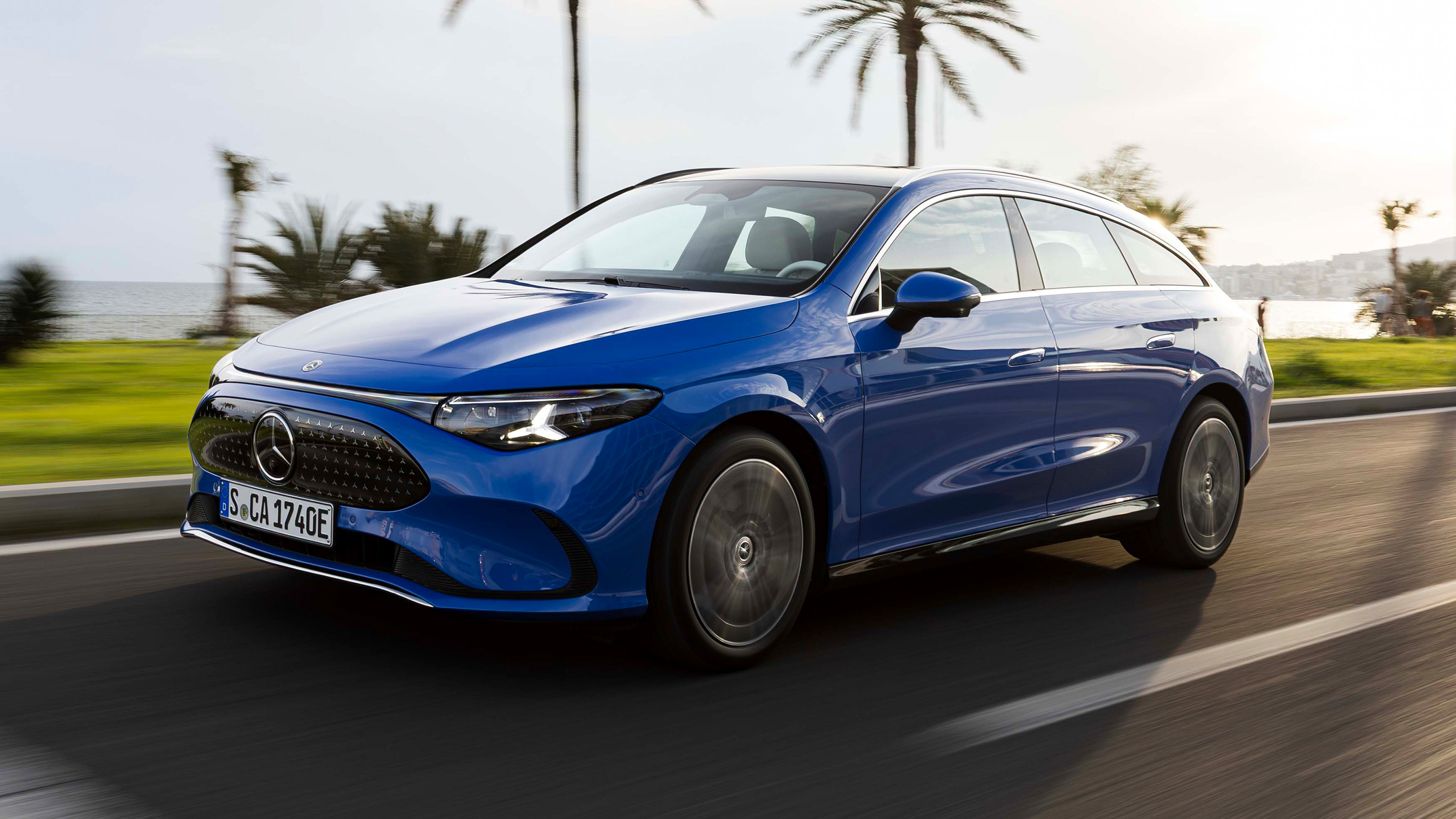 Mercedes CLA Shooting Brake Front Quarter