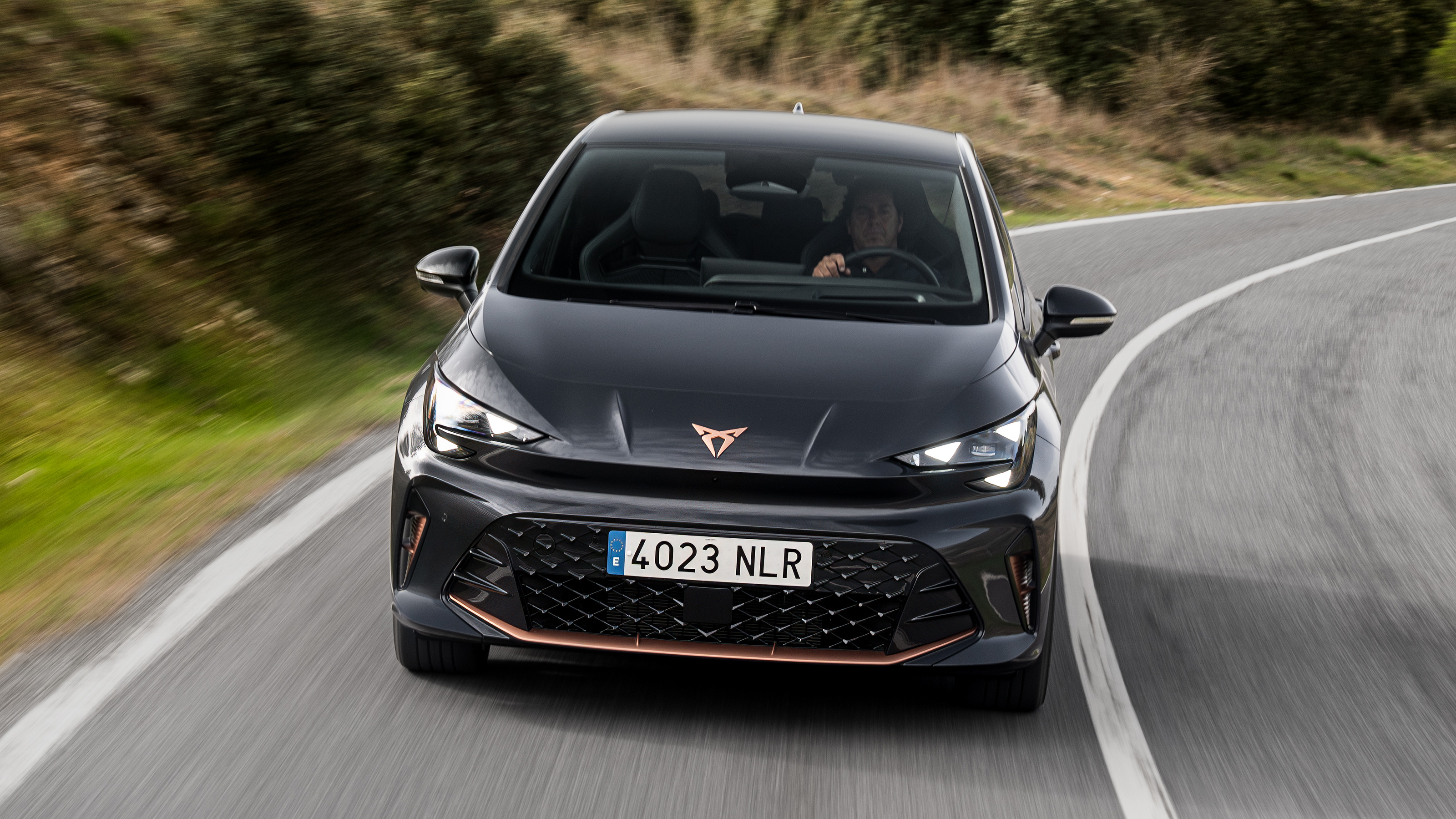 Cupra Born front