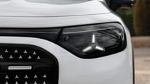 Mercedes GLB Electric headlights