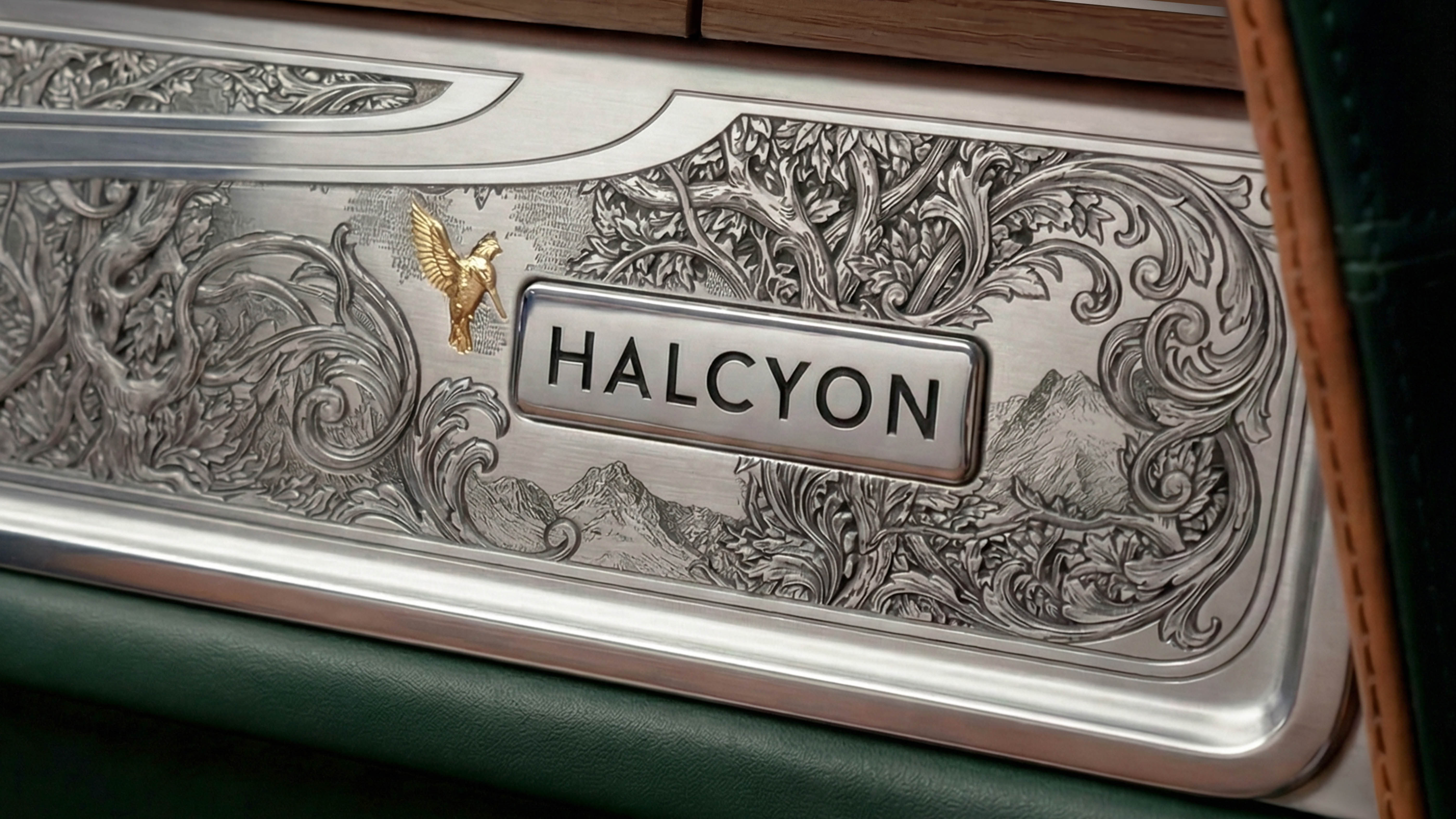 Halcyon Rose and Scroll Top Gear