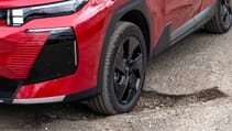 Citroen C5 Aircross Hybrid 145 front wheel