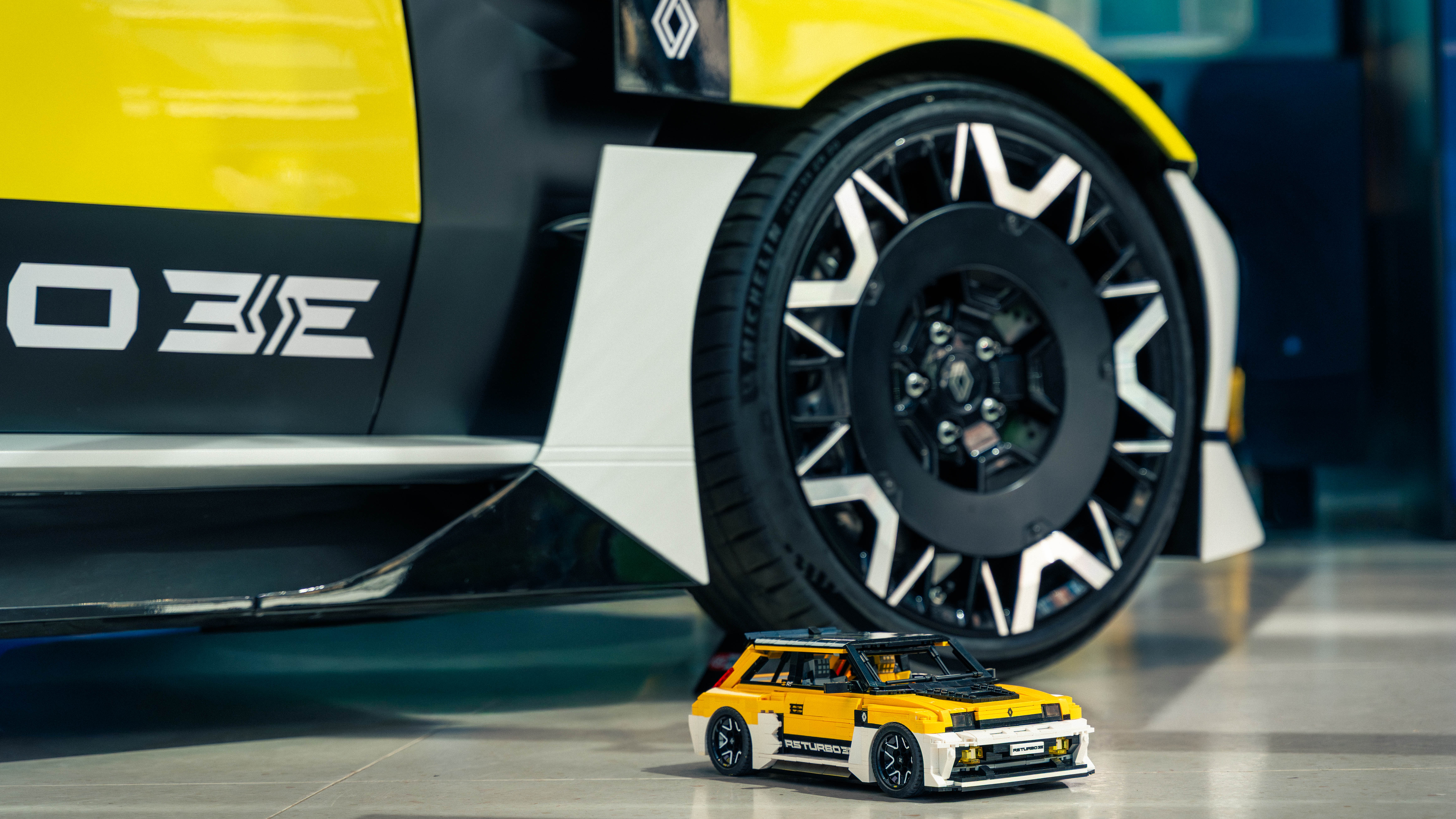 Renault 5 Turbo 3E Lego Top Gear