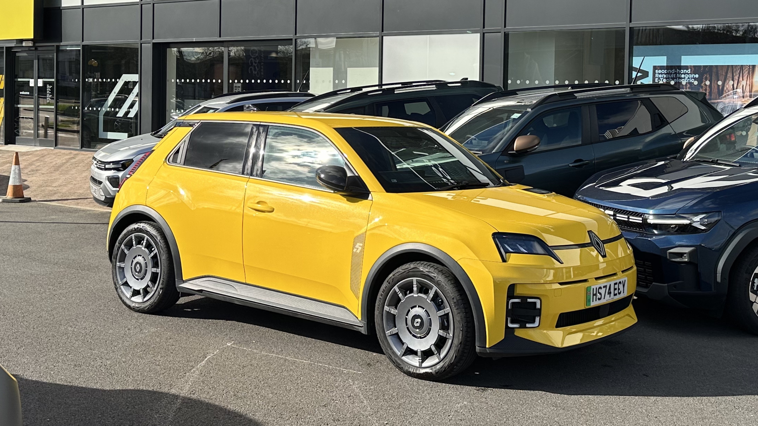 Renault 5 - long-term review