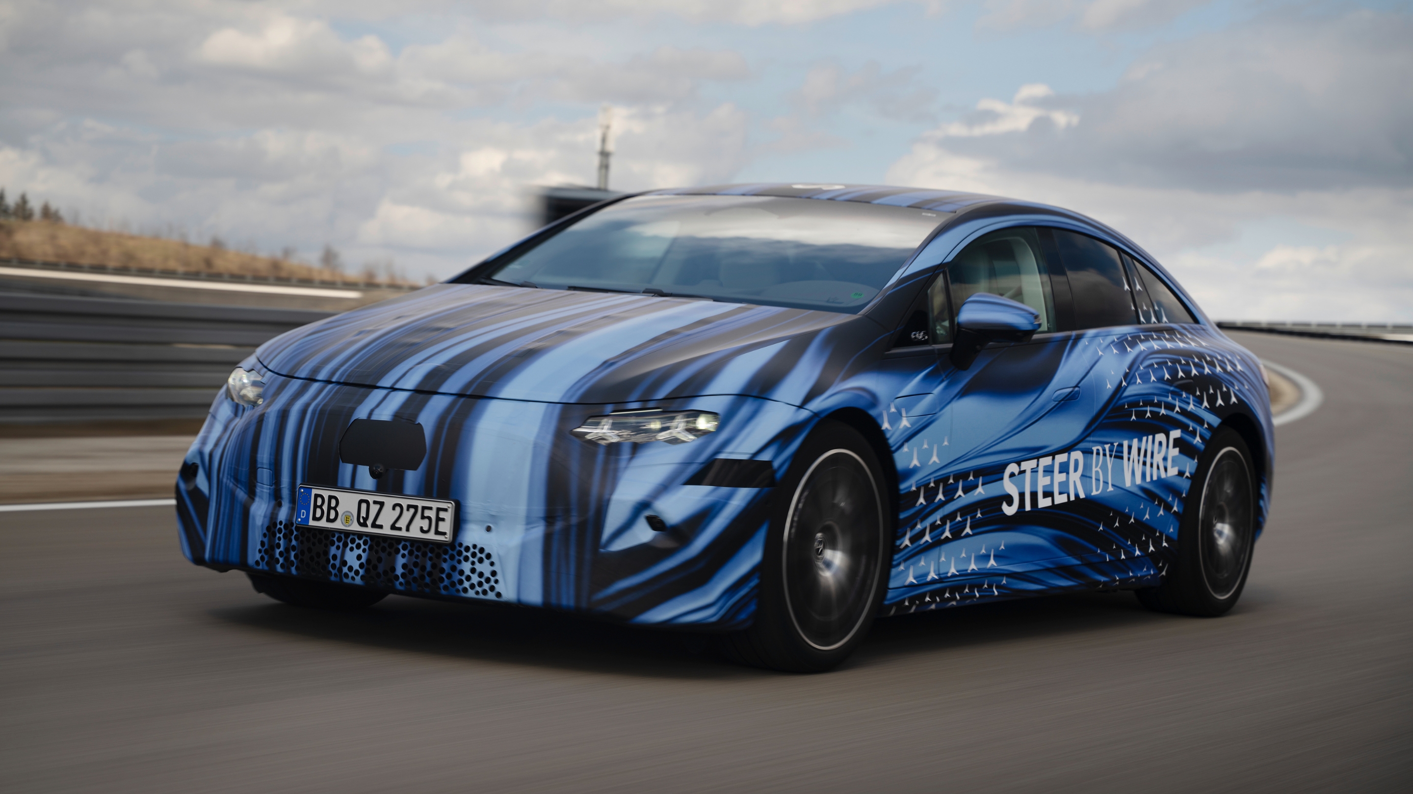 Mercedes-Benz Steer-by-wire front quarter