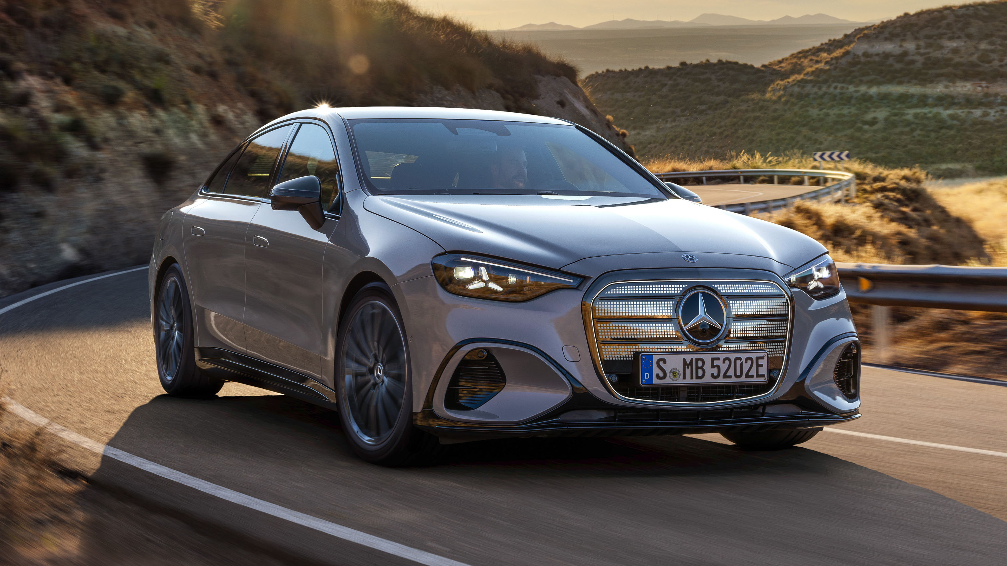 Mercedes-Benz C-Class Electric revealed