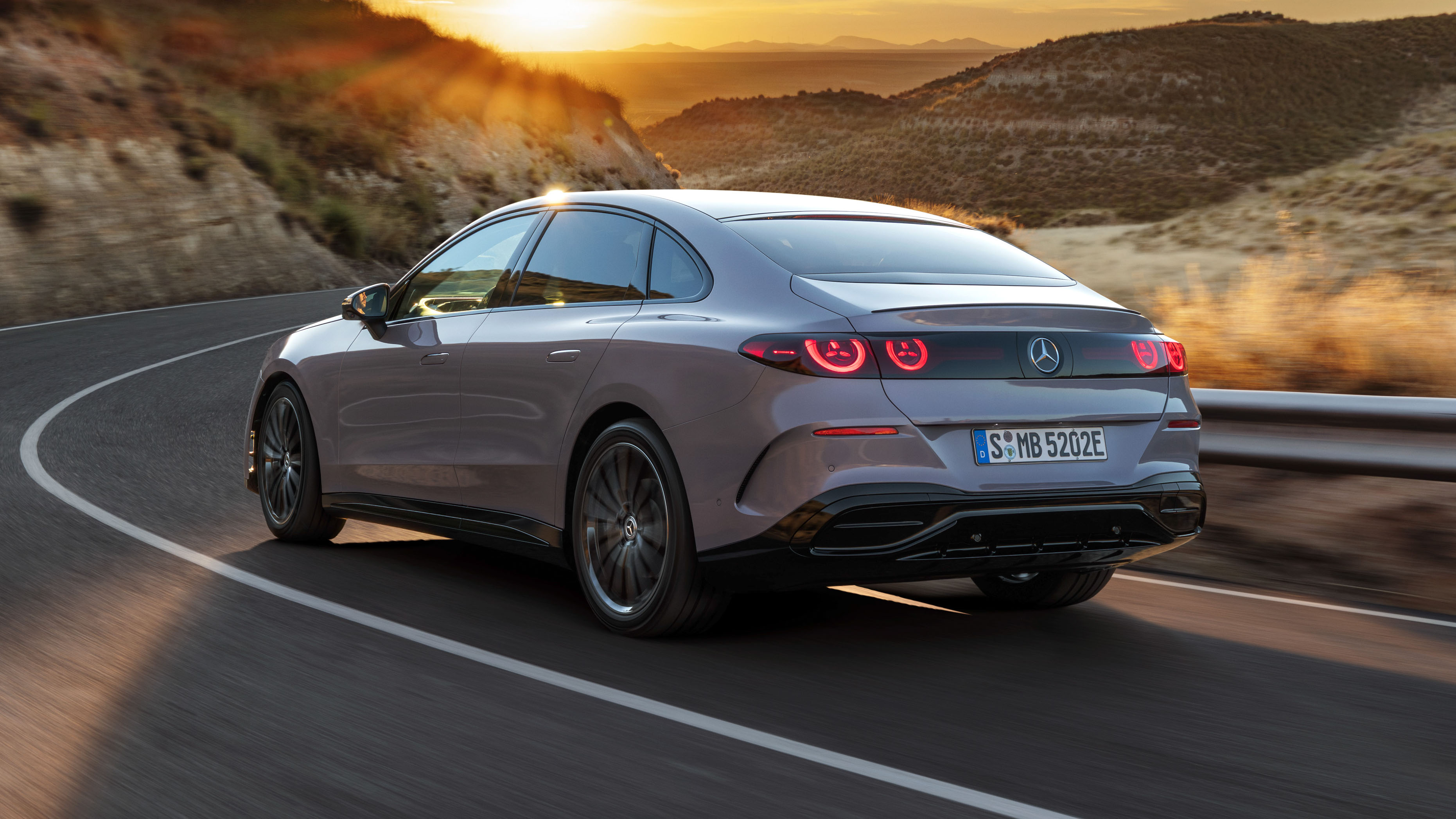 Mercedes-Benz C-Class Electric revealed