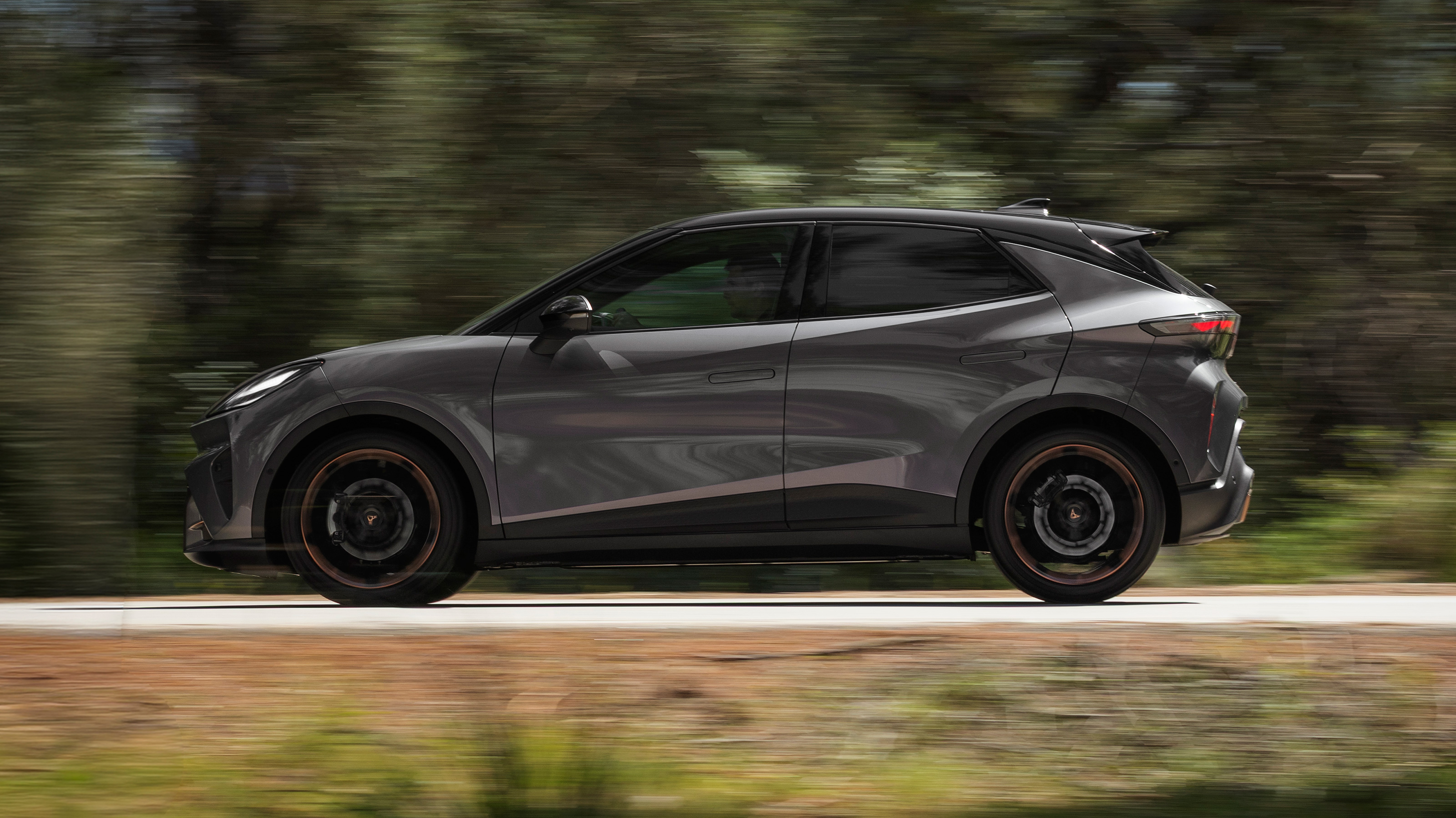 Cupra Raval side