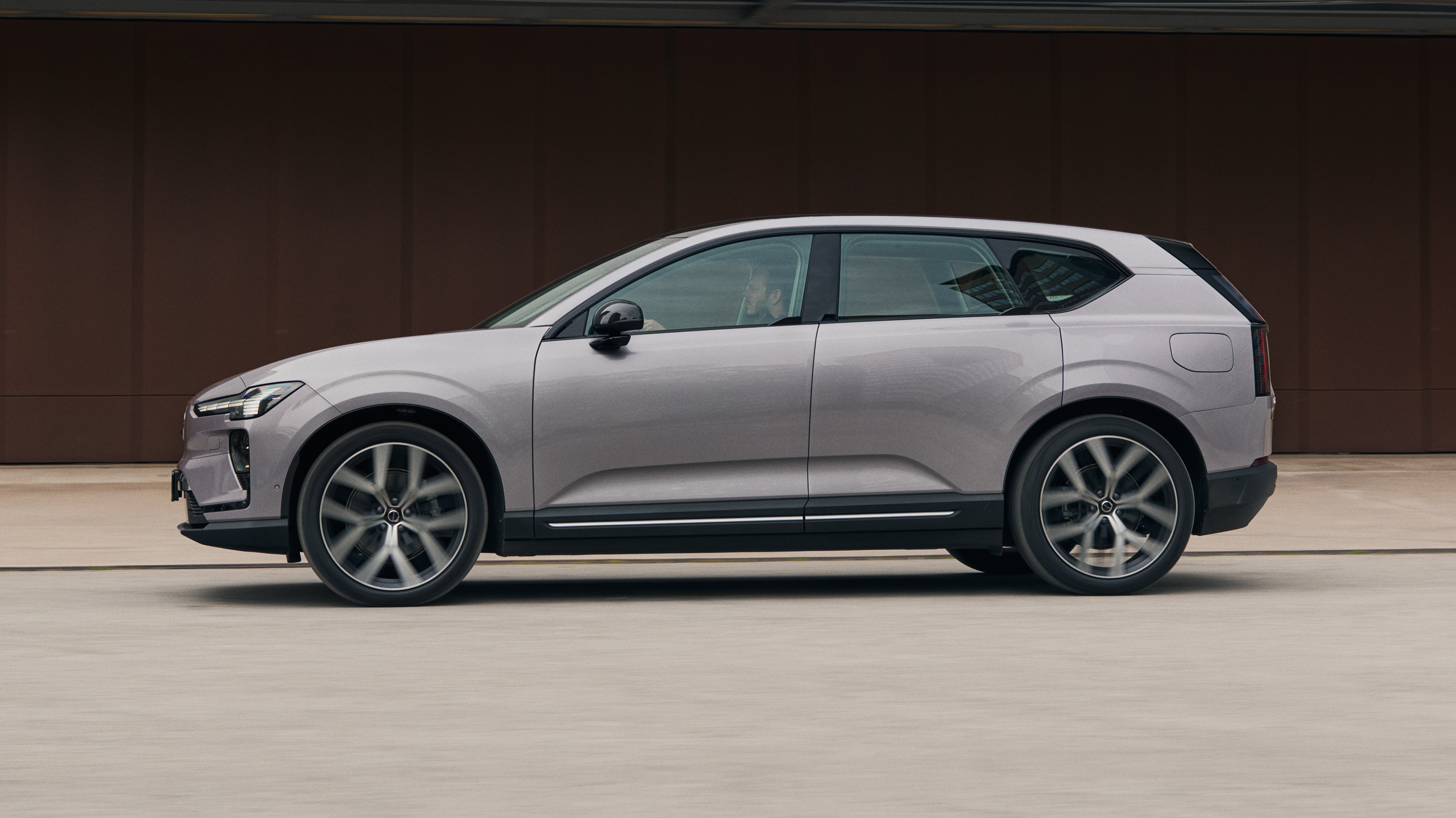 Volvo EX60 side