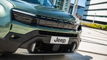 Jeep Avenger grille
