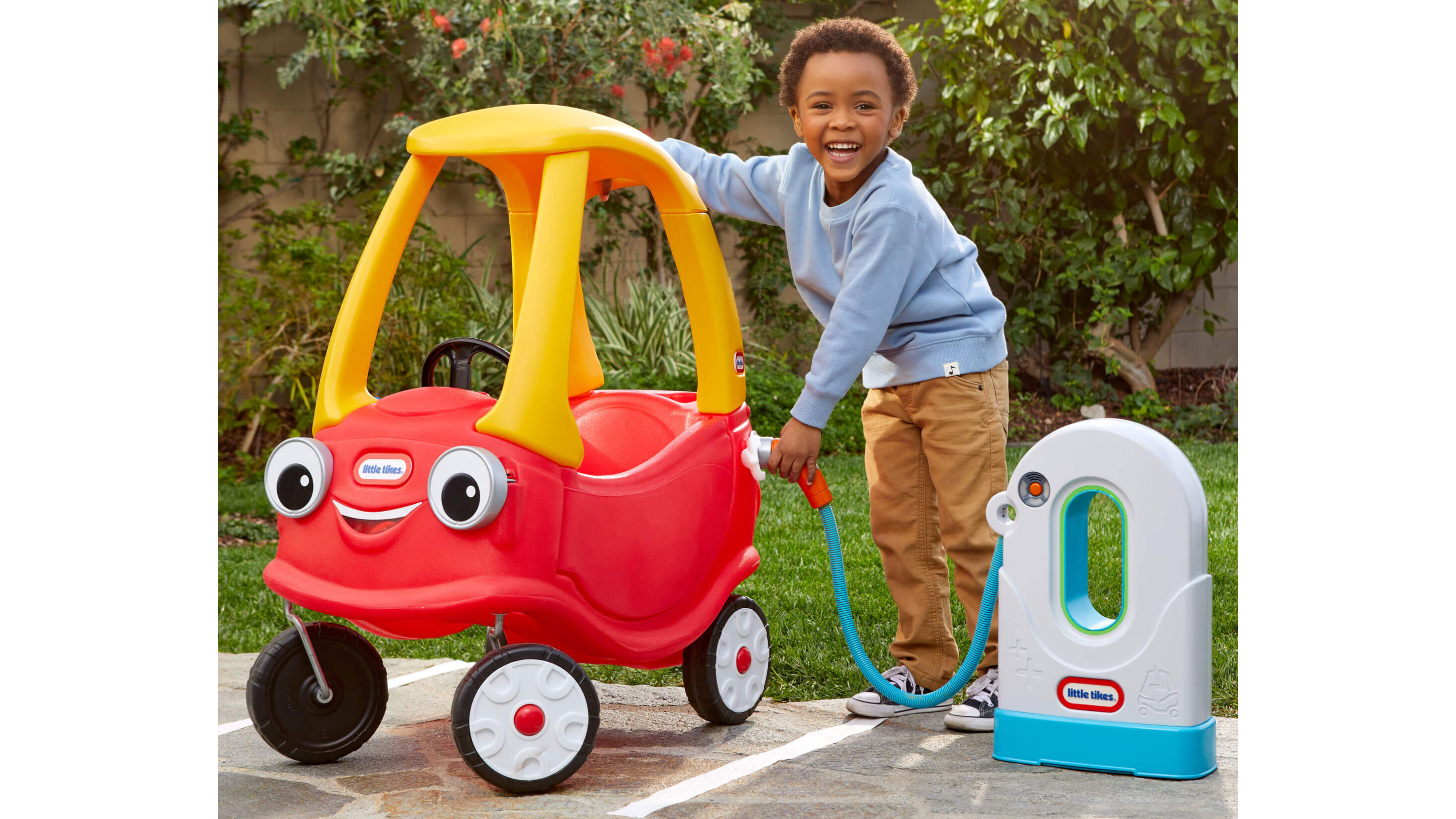 Cozy Coupe E-Charging Station Top Gear