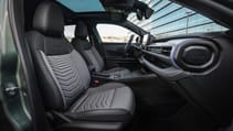 Jeep Avenger front seats