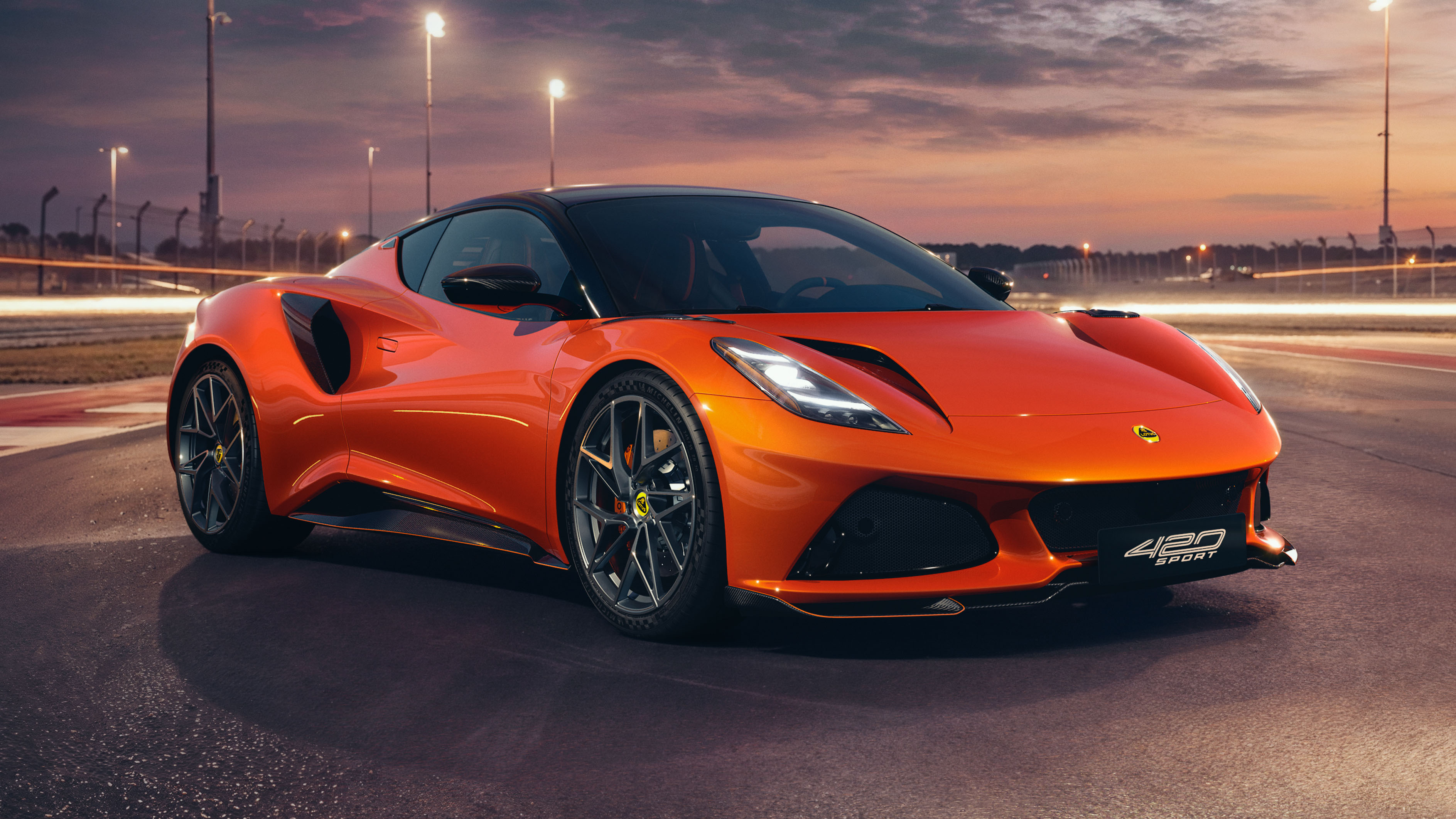 Lotus Emira 420 Sport revealed
