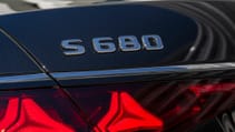 Mercedes Benz S680 GUARD 4Matic