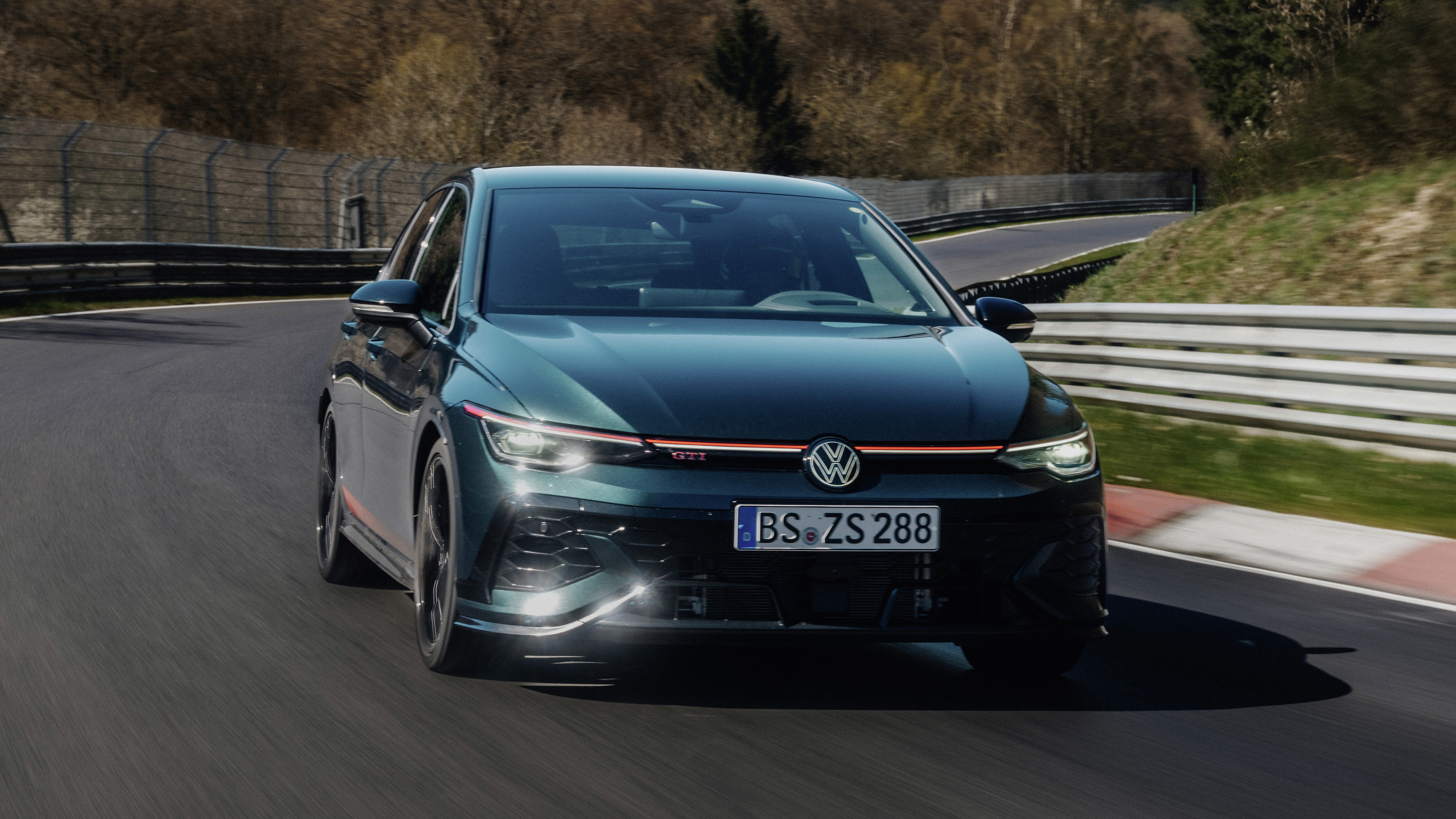 Volkswagen Golf GTI Edition 50