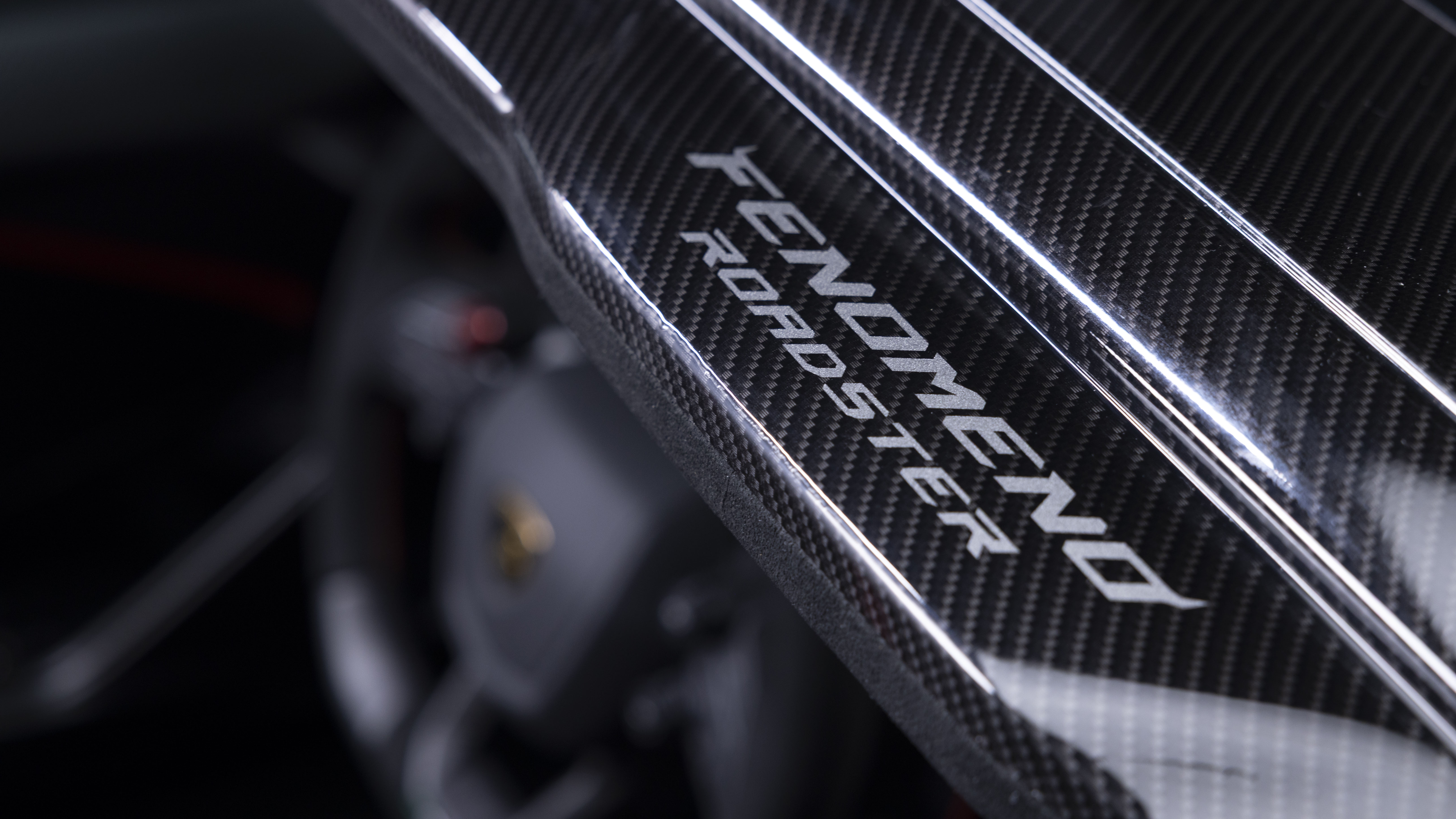 Lamborghini Fenomeno Roadster revealed
