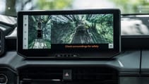 Toyota Hilux touchscreen reverse camera