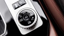 Mitsubishi Outlander PHEV controls