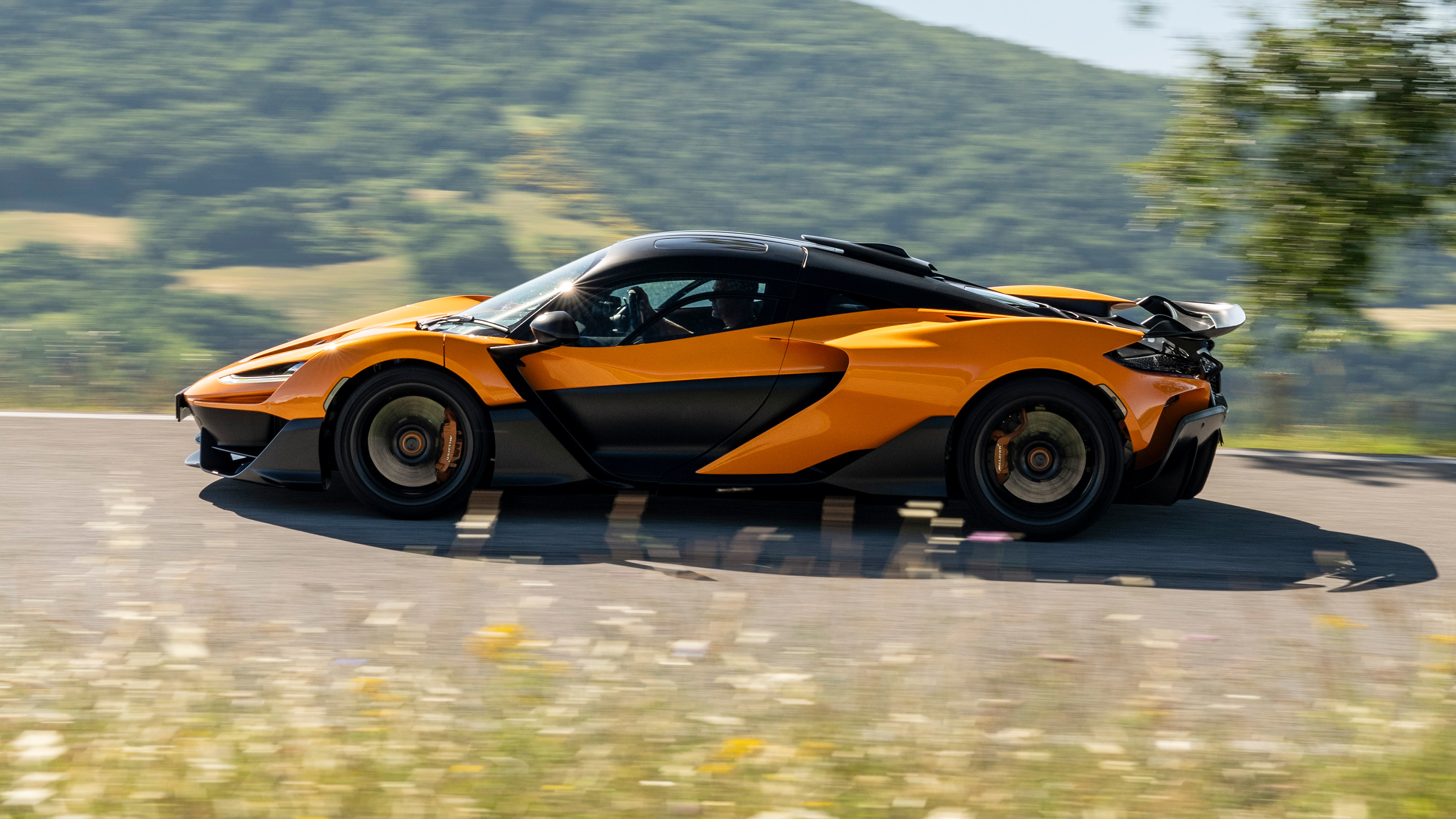 McLaren W1 side
