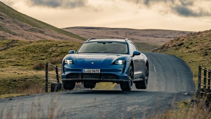Porsche Taycan Cross Turismo