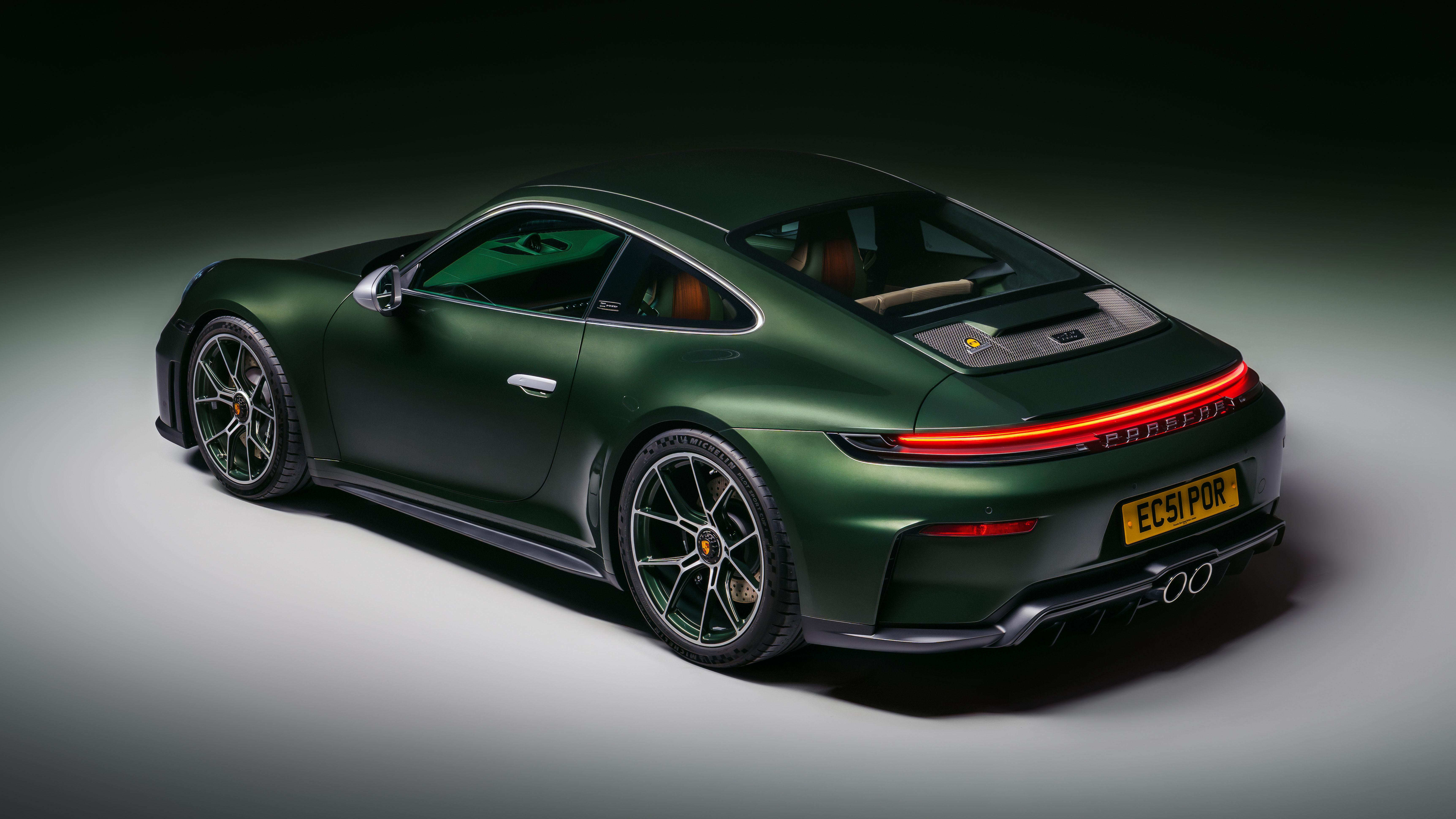 Porsche 911 GT3 Touring Earls Court 51 revealed