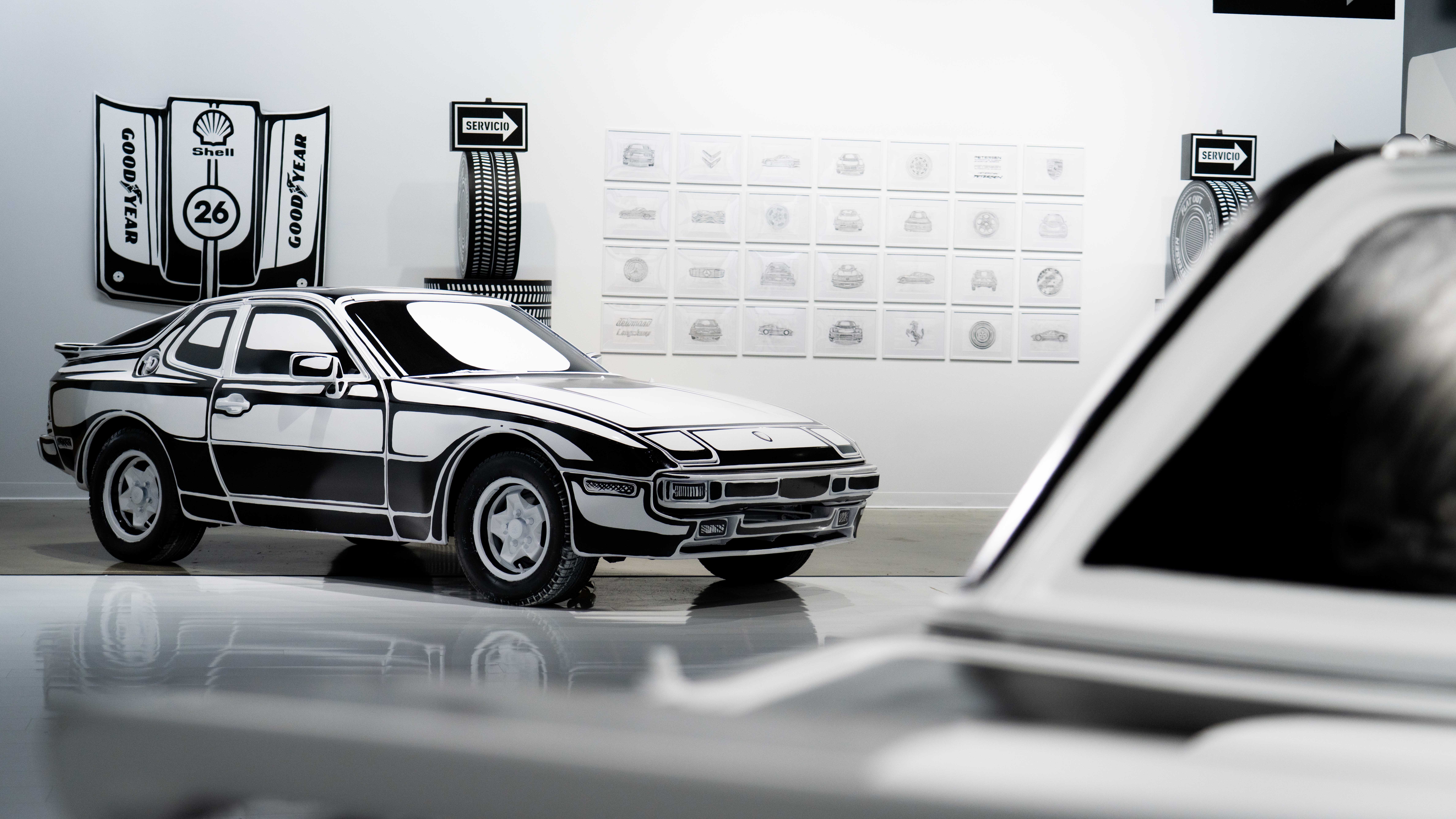 洋書  Art Cars 写真集 ハッチェ・カンツ　自動車とアートの融合 An artist has hand-painted classic cars to look like 2D comic book