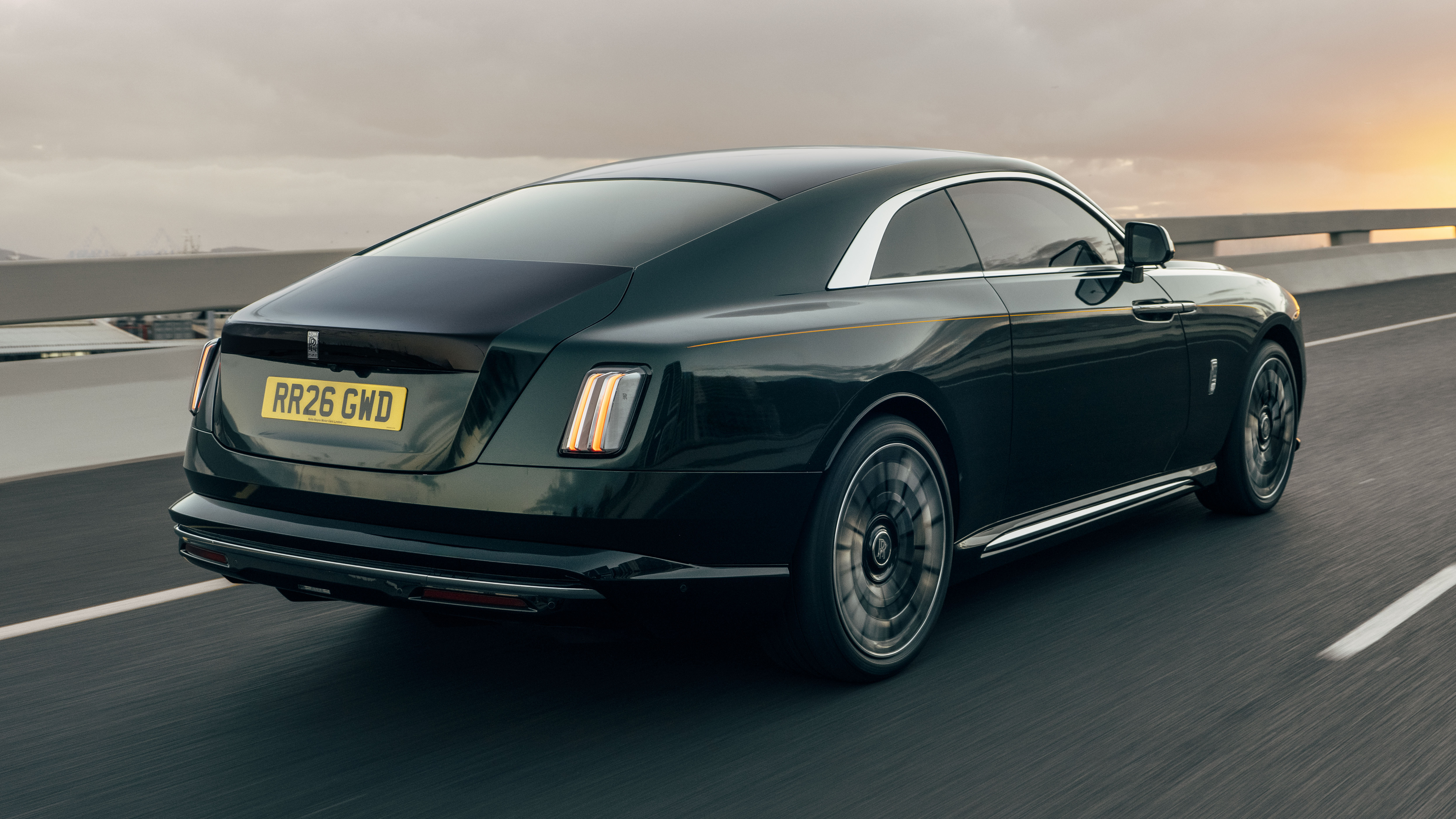 New Rolls-Royce Spectre Series II: more power, more range, more… Rolls ...