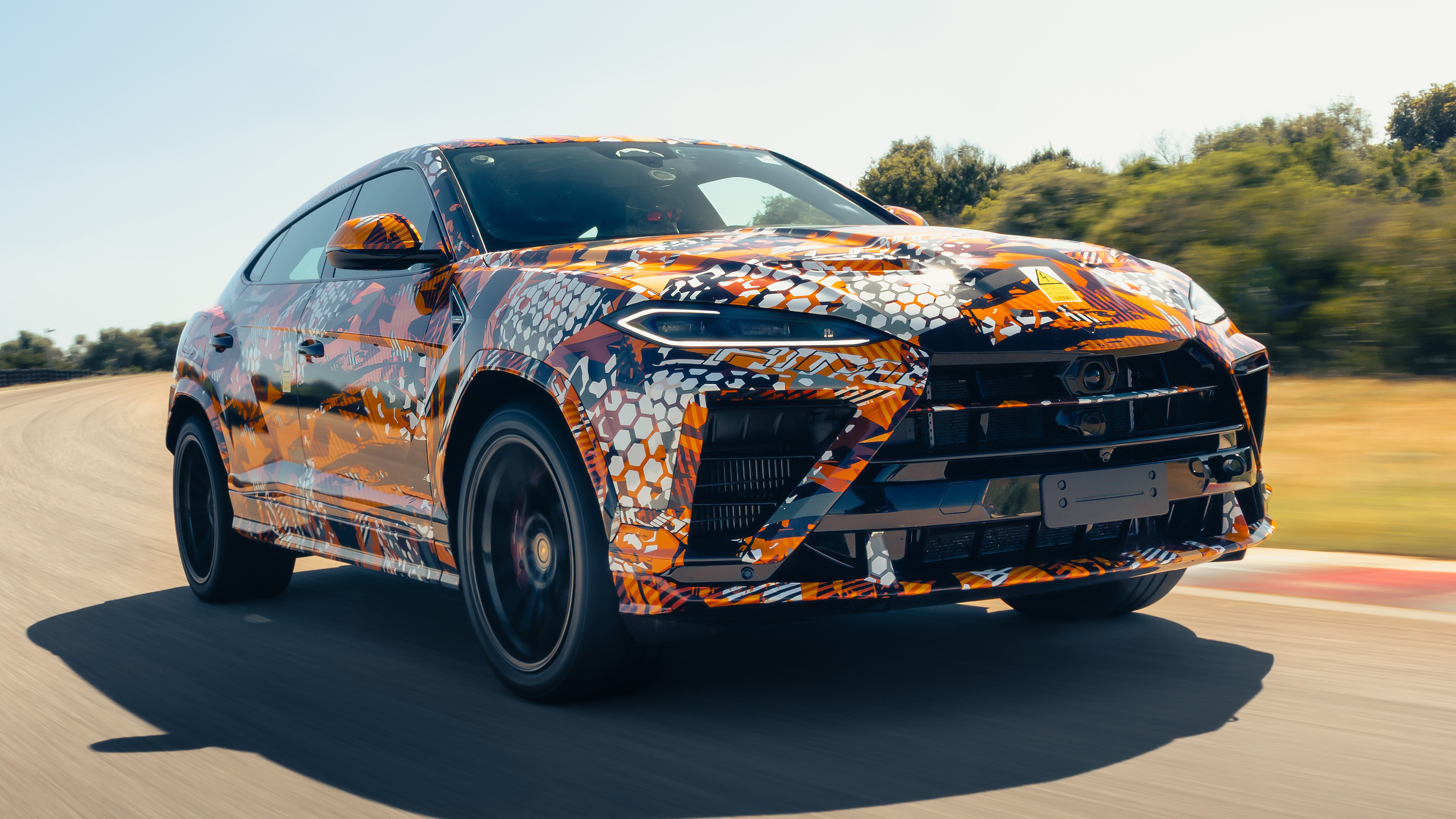 Lamborghini Urus SE Performante prototype front