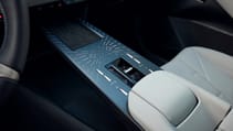 DS No 7 interior details