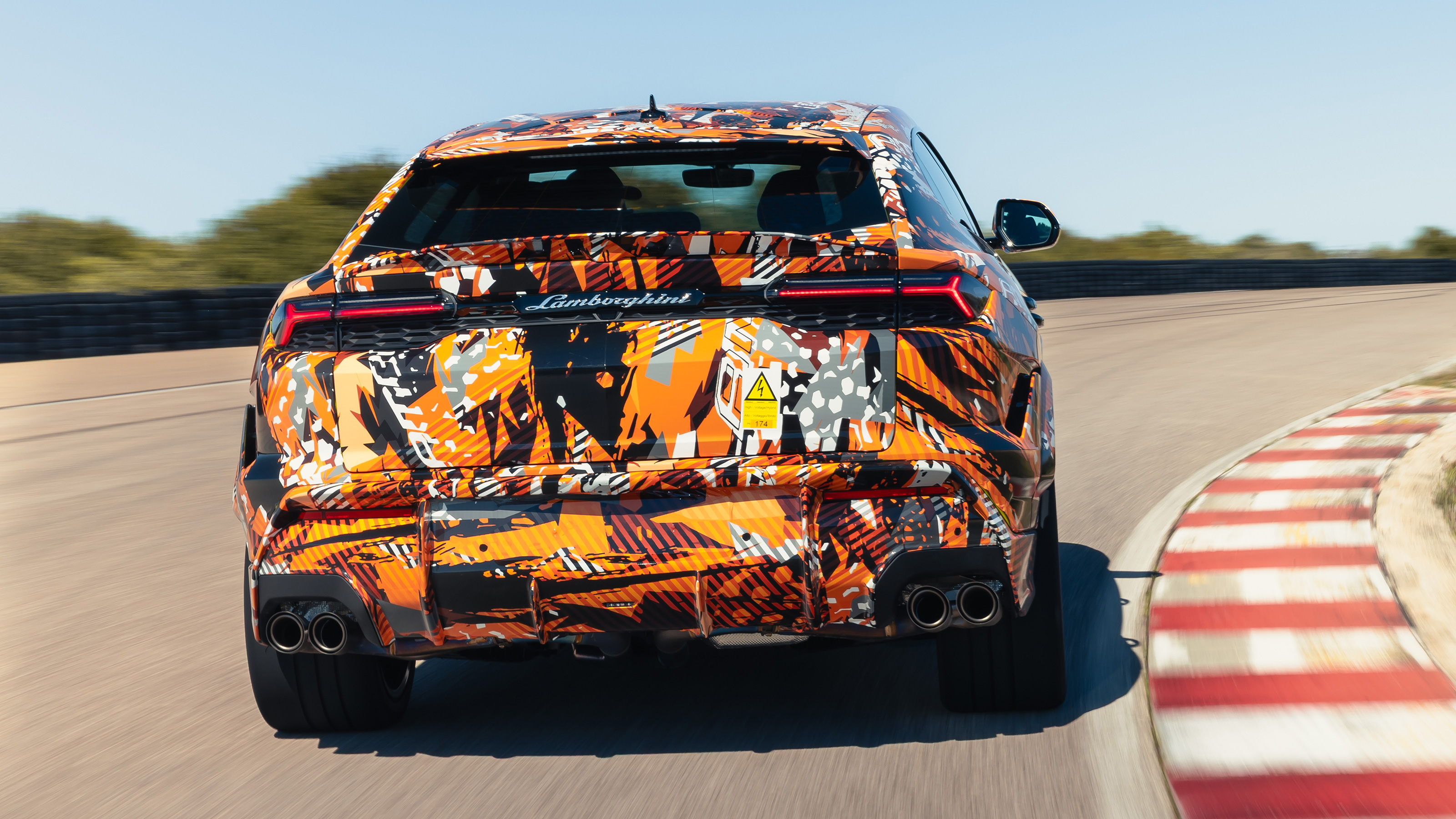 Lamborghini Urus SE Performante prototype rear