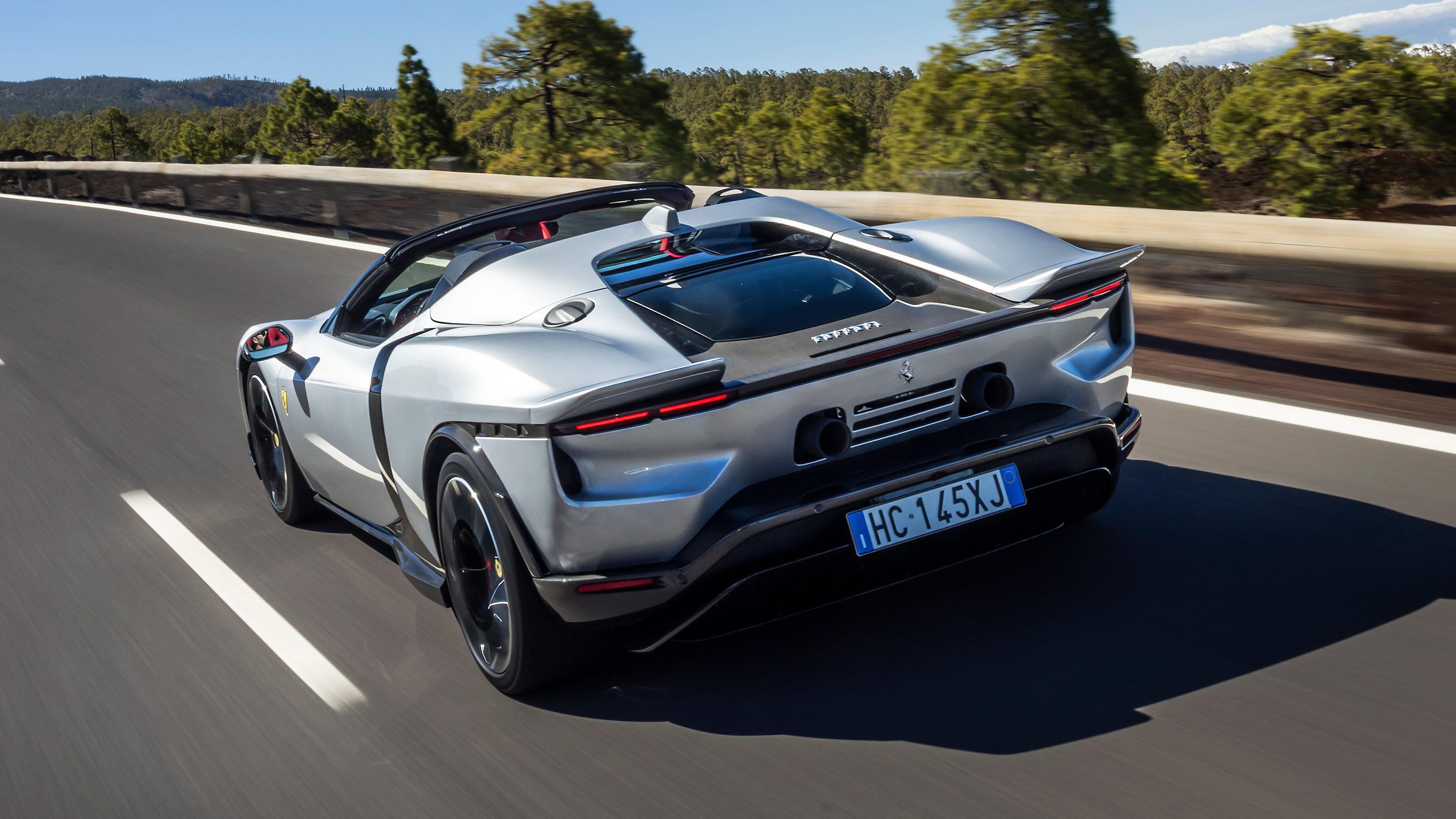 Ferrari 849 Testarossa Spider rear
