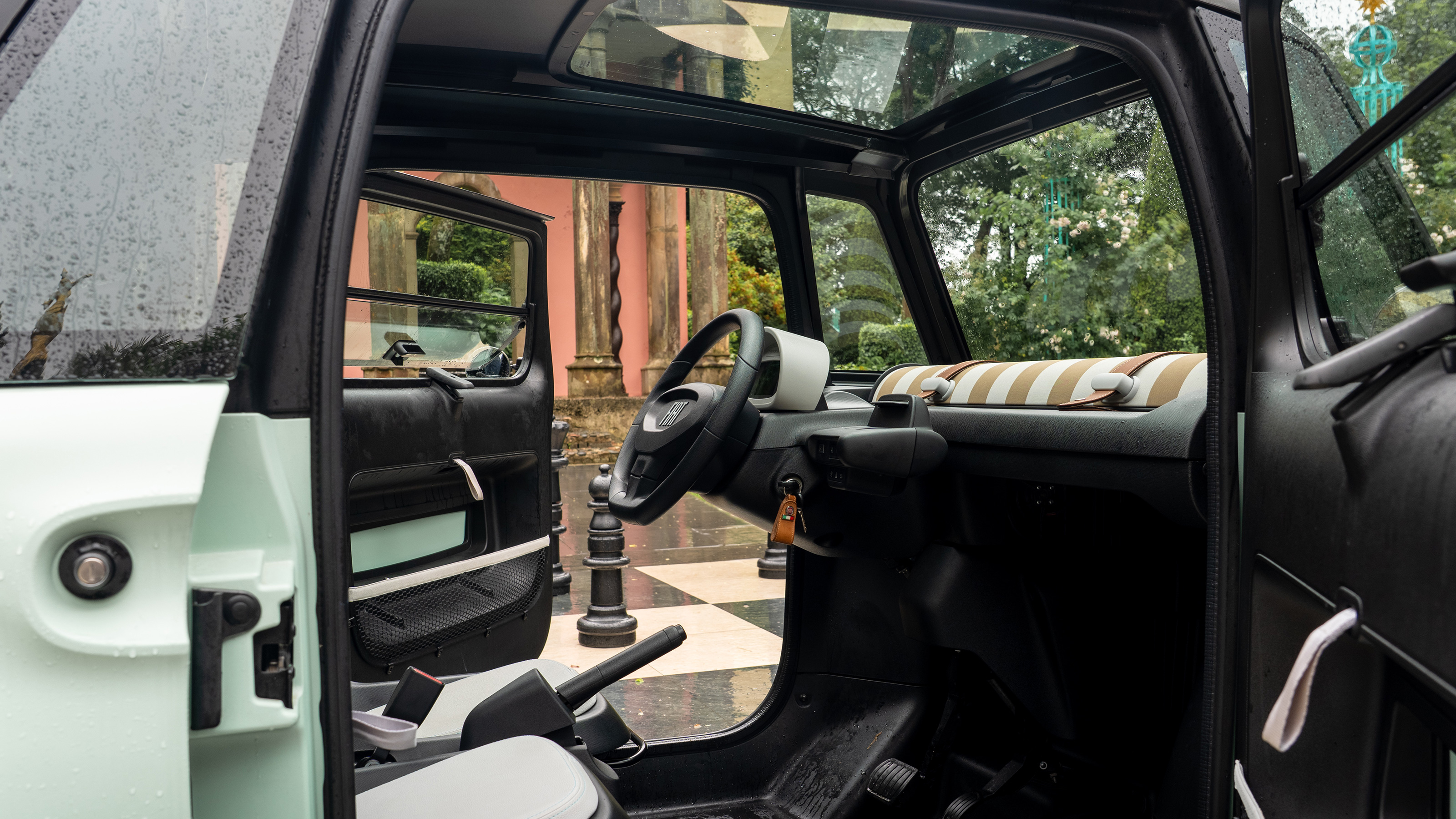Fiat Topolino interior